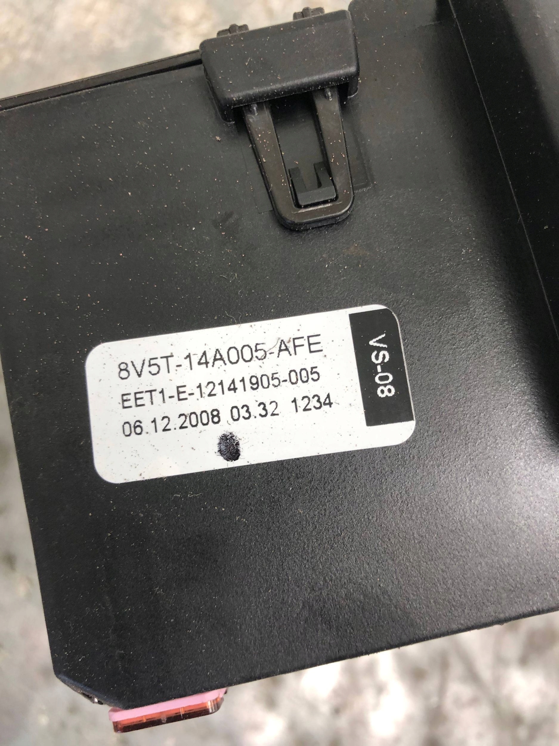 Module fusibles FORD FIESTA MK7 8V5T-14A005-AFE