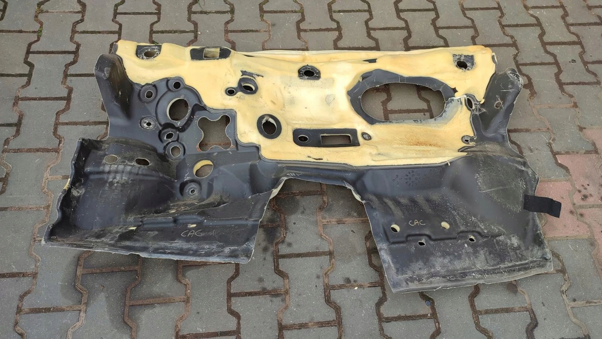 Insonorisation Cloison soubassement Renault Captur 15r