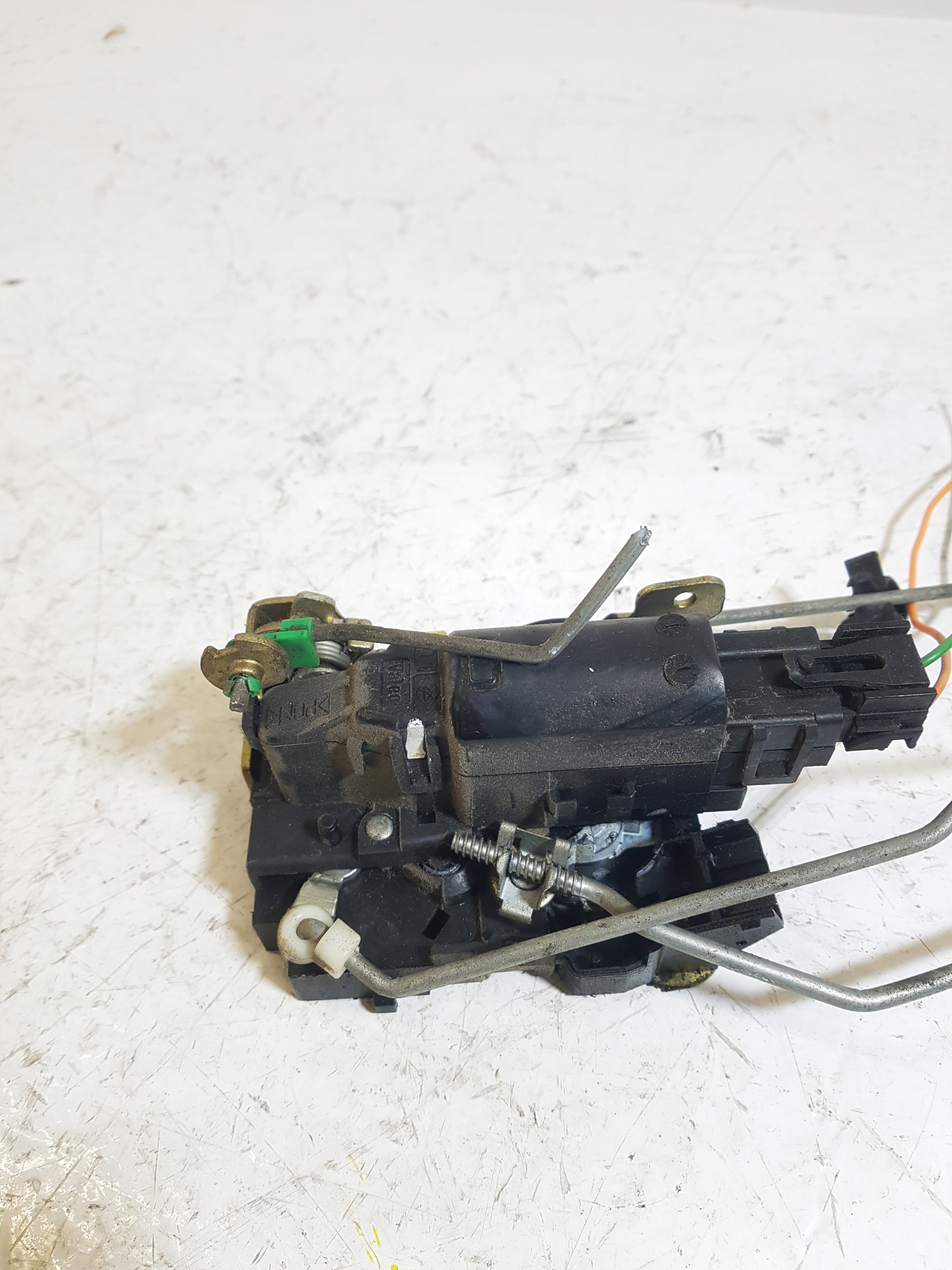 lock door right front OPEL MOVANO