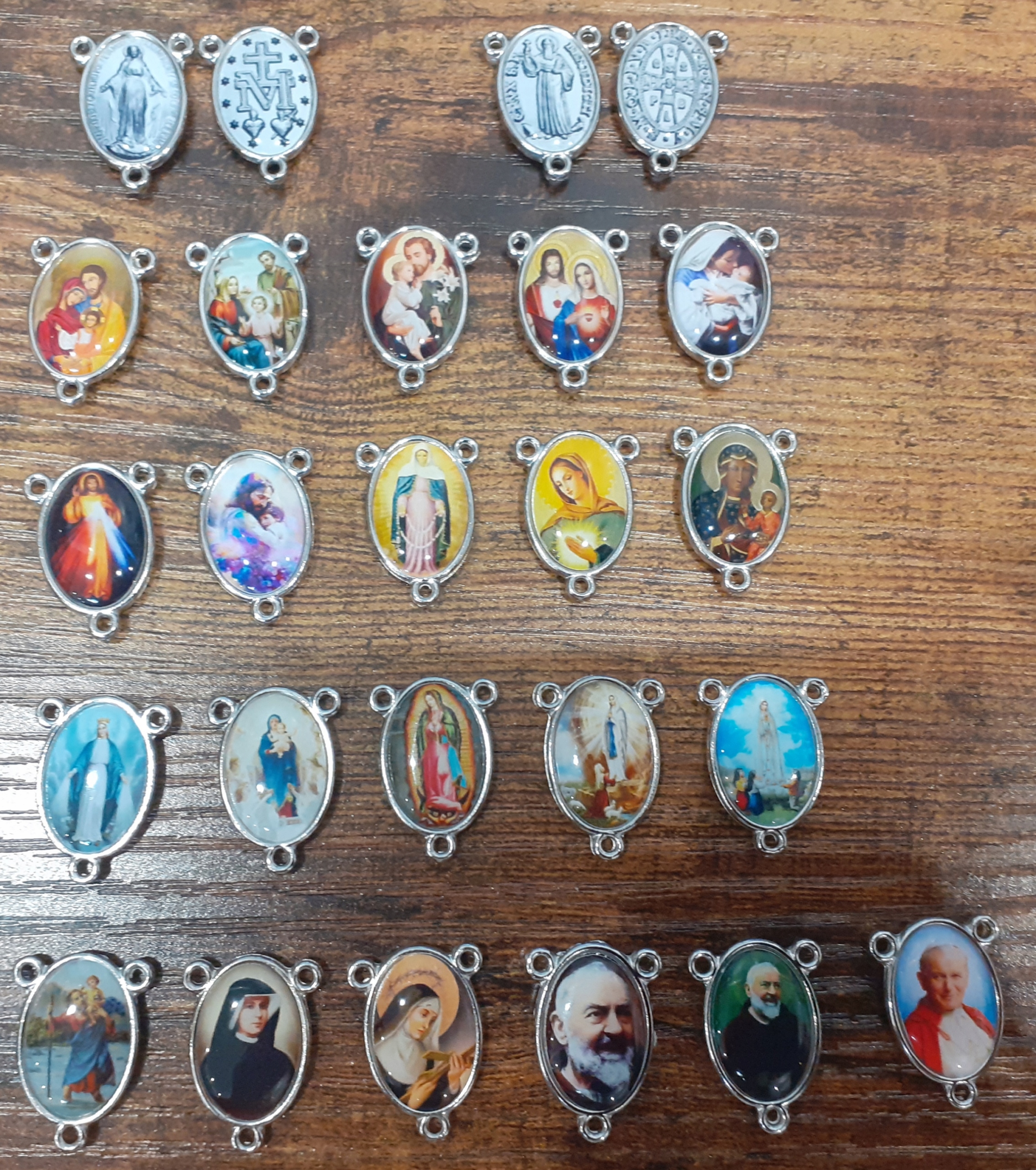 5szt. łącznik do różańca kolorowy dwustronny błyszczący niklowany owal 2cm Marka inny