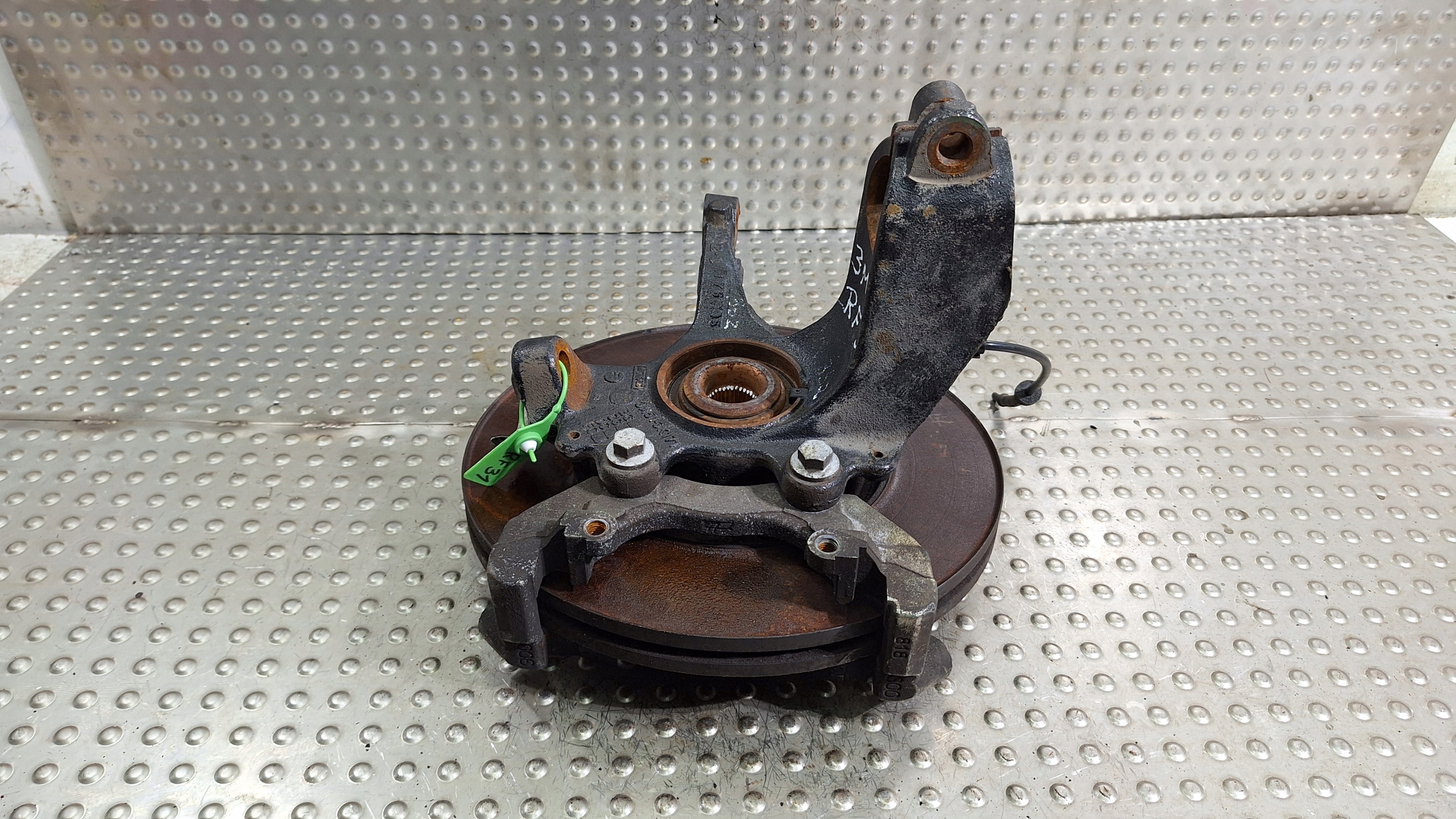 swing left front 3M51-3K171-BG FORD FOCUS MK2 C MAX MK1 VOLVO V50 S40