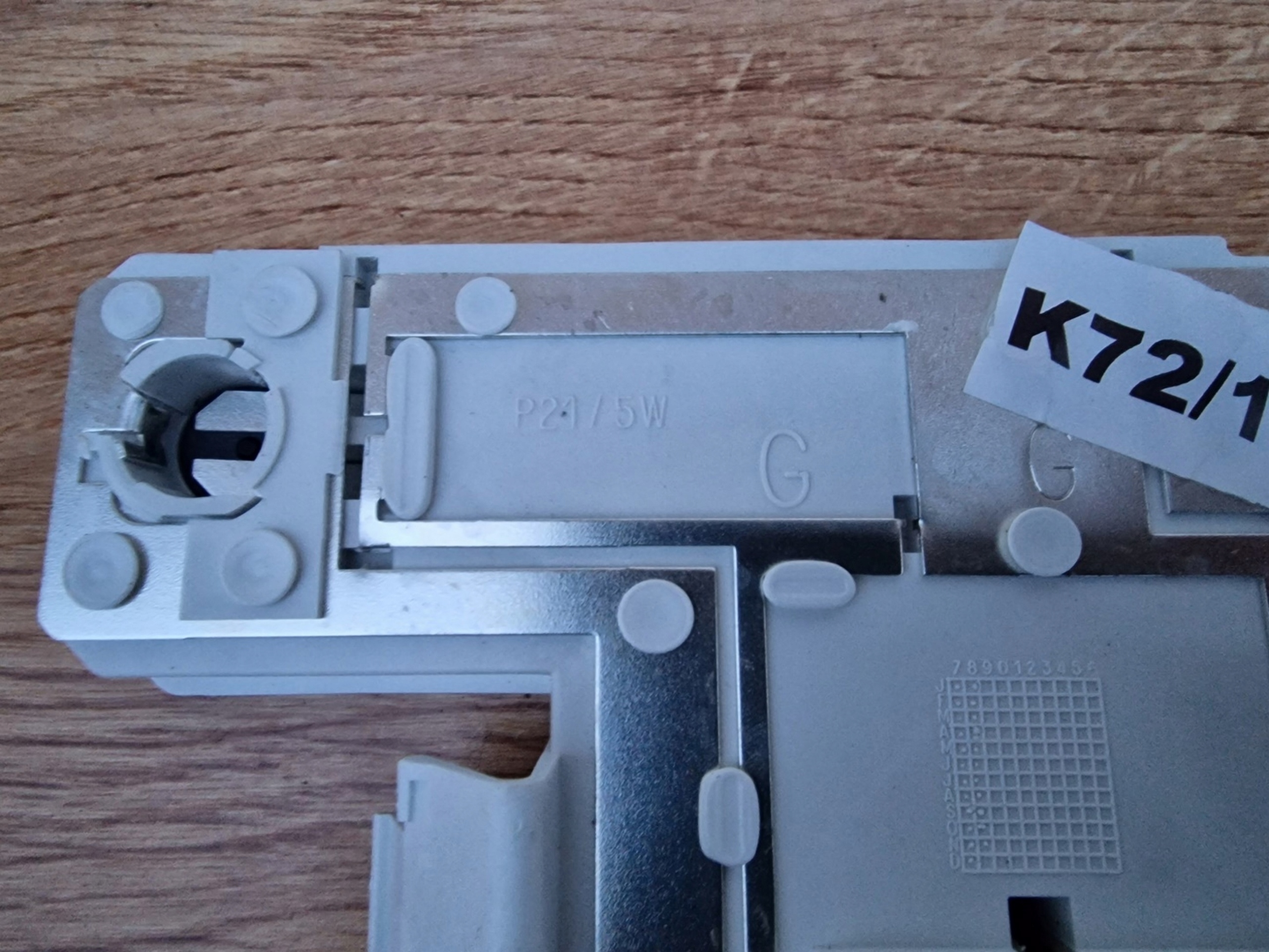 LINKS WKLAD DO LEUCHTE HINTEN RENAULT 19 87-92 ROK