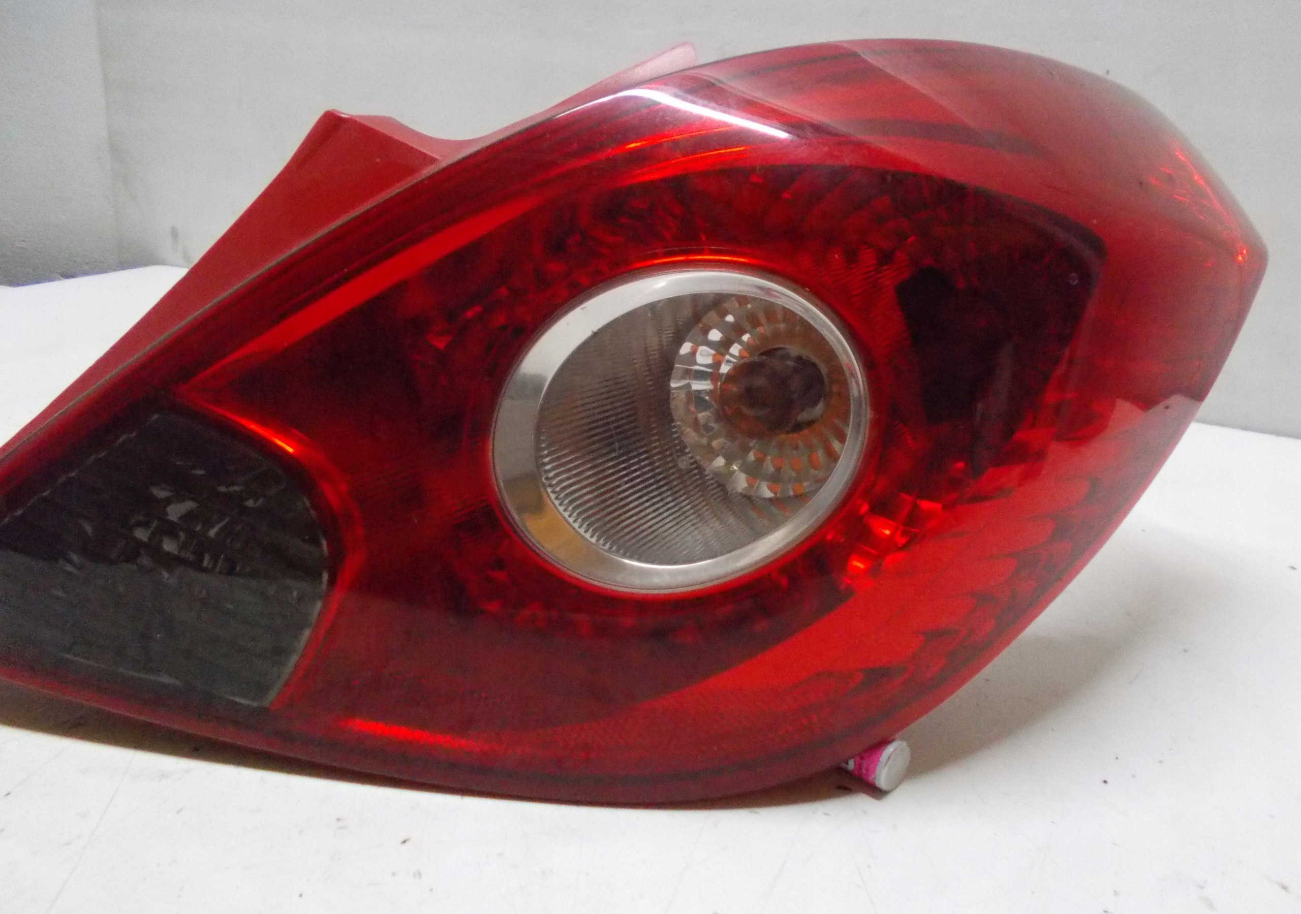 OPEL CORSA D 11R FL light right rear part 13186351