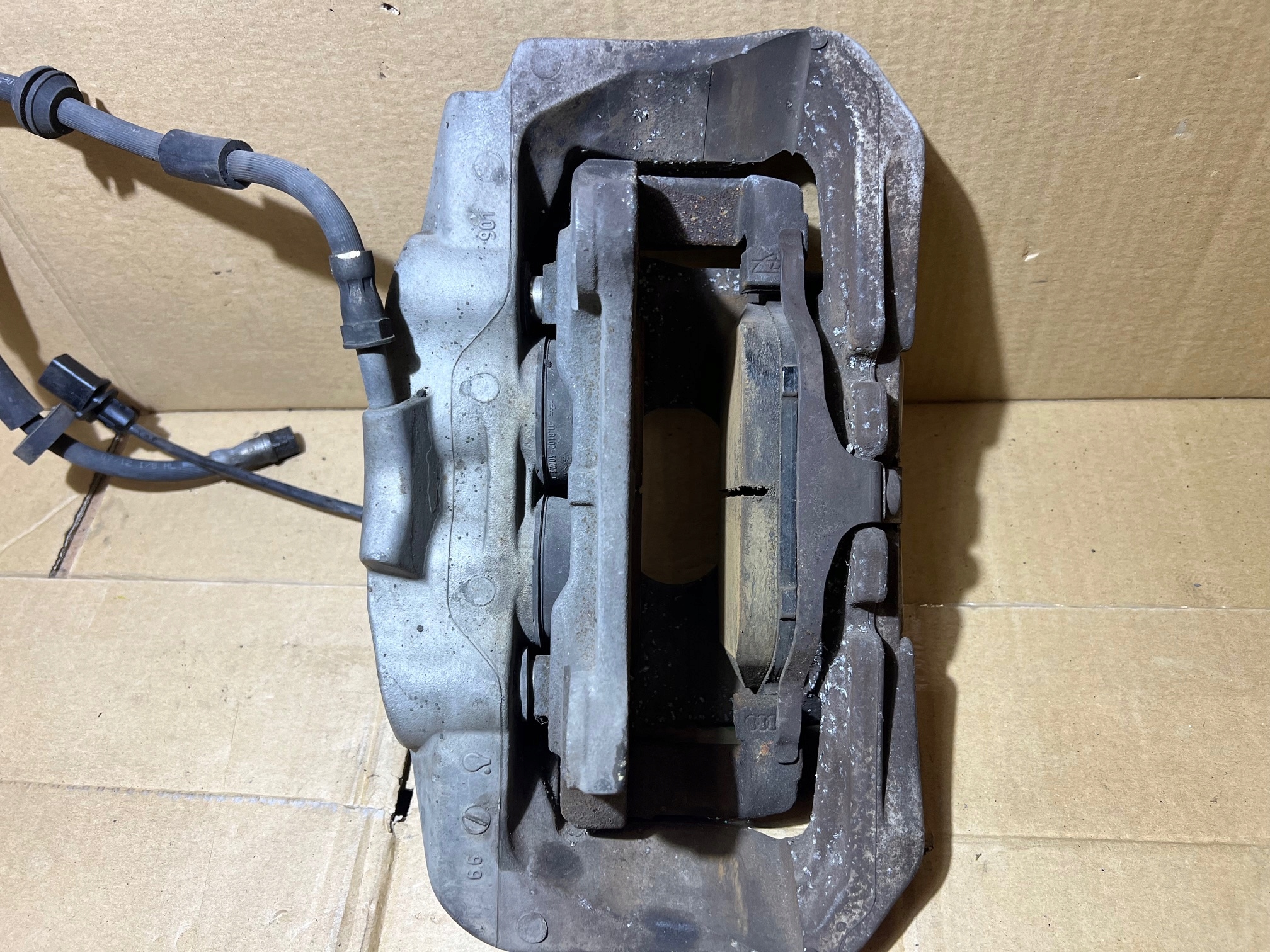 AUDI A8 D4 3.0 TFSI caliper brake left front 4H05AN