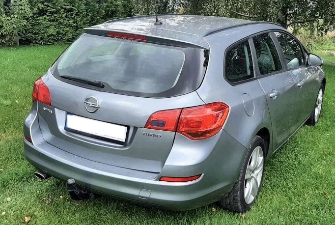 HAK HOLOWNICZY+KAPTURKI OPEL ASTRA 4 J IV KOMBI SPORT TOURER 2010do2015 Nacisk na kulę 75 kg