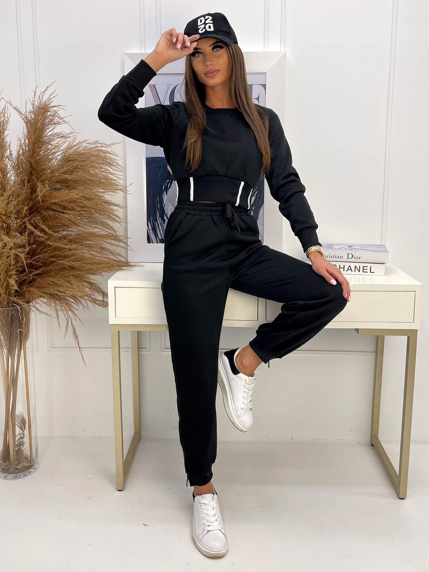 C78 r. S MODNY DAMSKI KOMPLET DRESOWY Rękaw długi rękaw