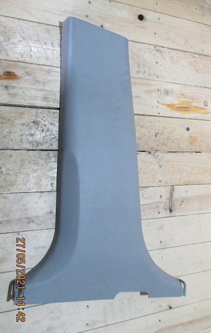 HYUNDAI SONATA V 05- OSŁONA SŁUPKA B LEWA PRZÓD