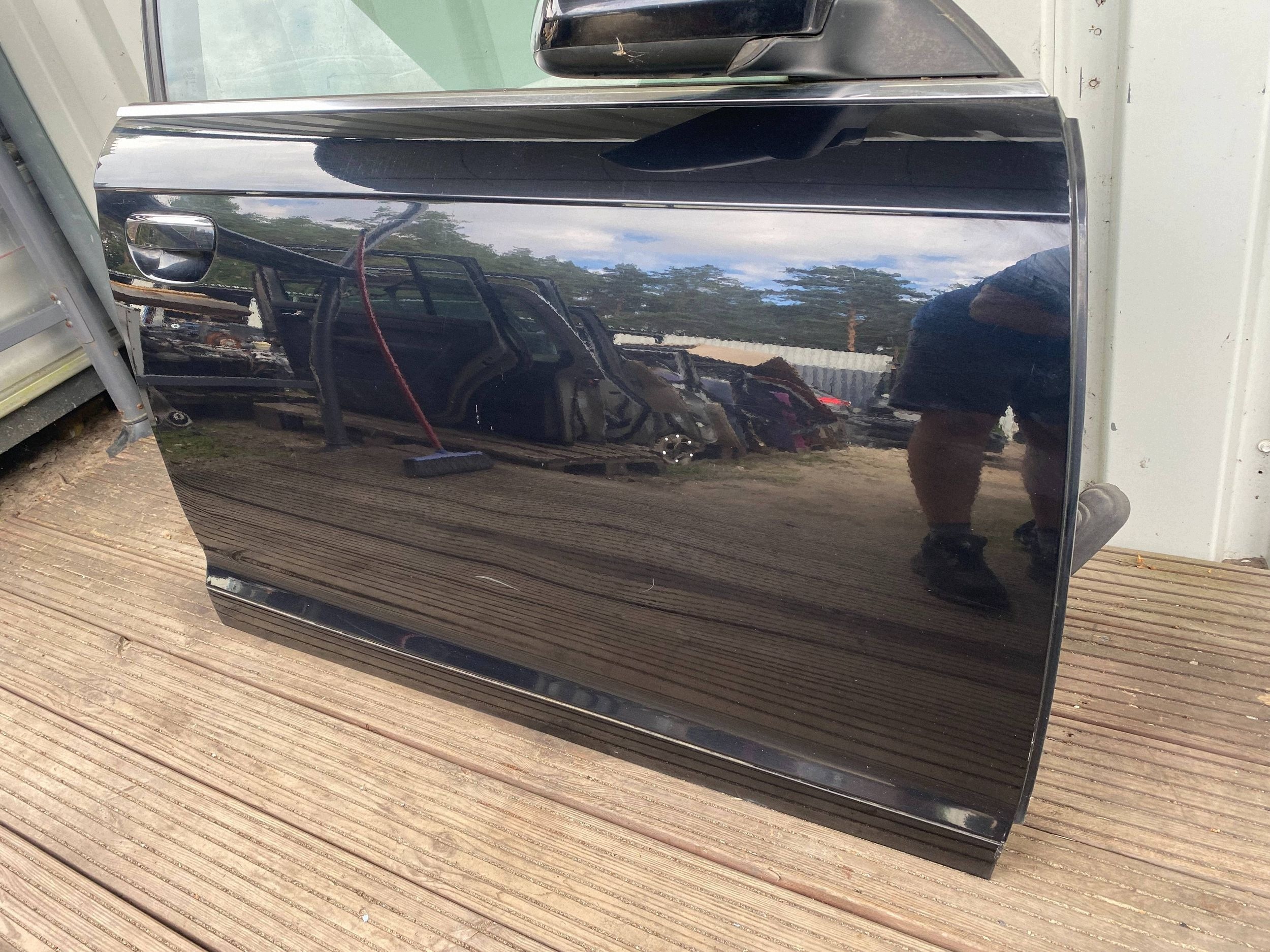 AUDI A6 C6 complete door right front front LZ9Y black