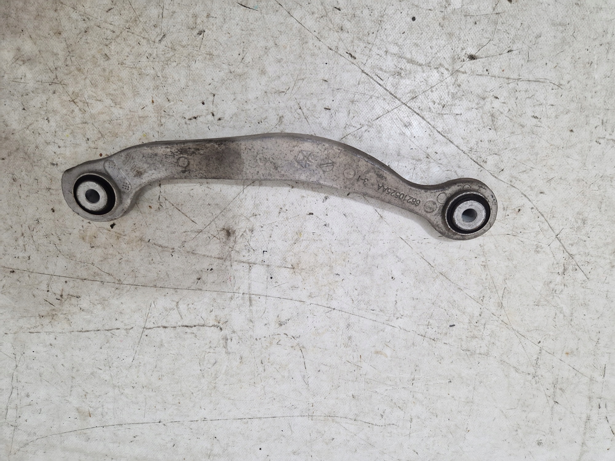 DODGE CHARGER CHALLENGER 19- Querlenker heck links 68210525AA rechts 68210524AA