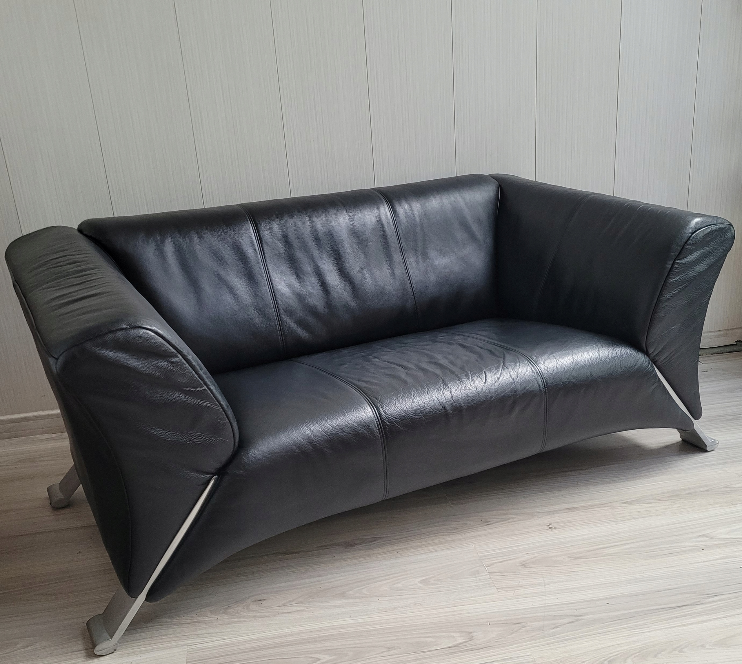 kanapa sofa ROLF BENZ NR 322 skóra skórzany 160 cm. LATA 80
