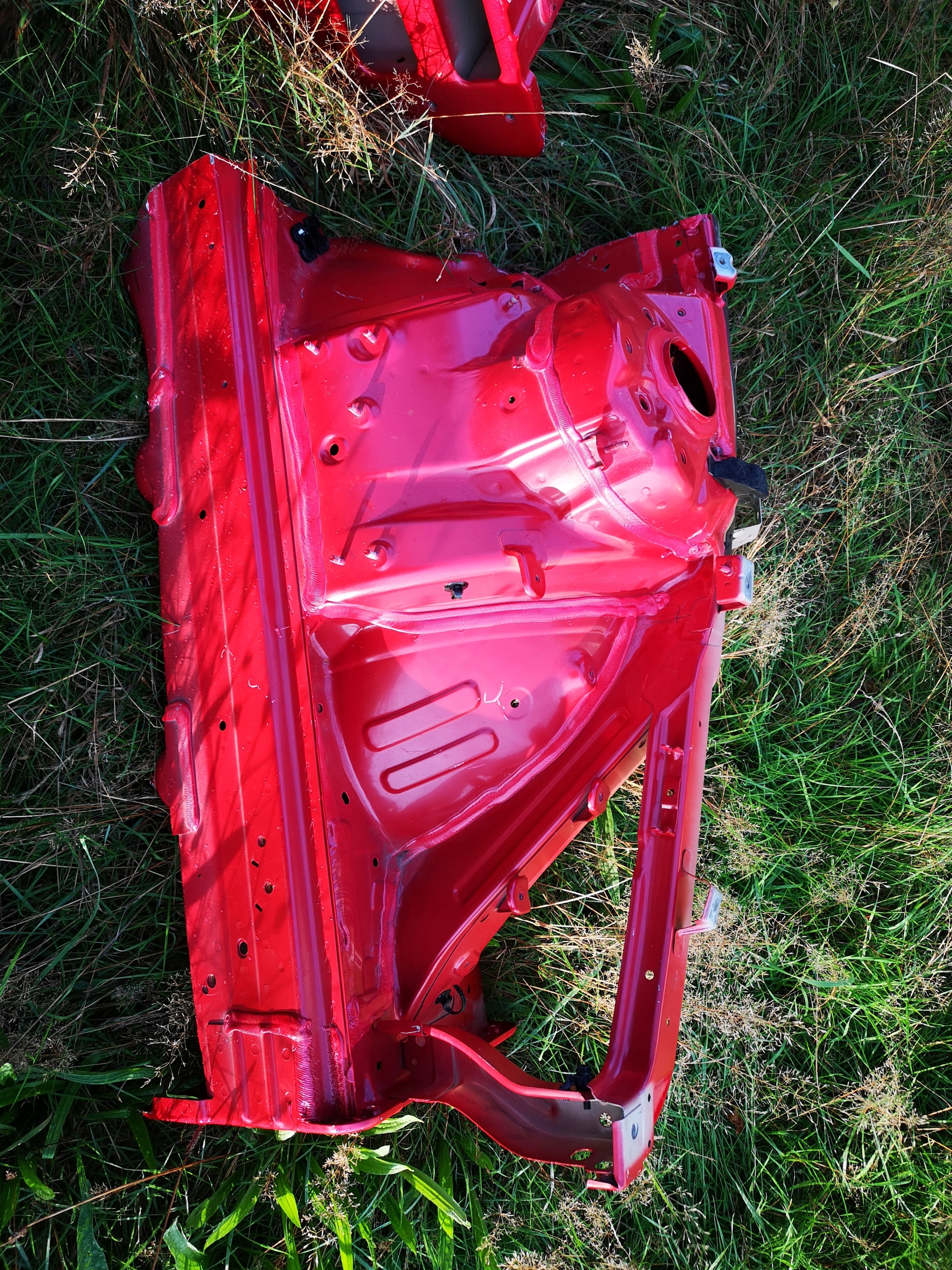 20R - KIA STINGER ЛОНЖЕРОН ЧЕТВЕРТЬ ПЕРЕДНЯЯ ЛЕВАЯ