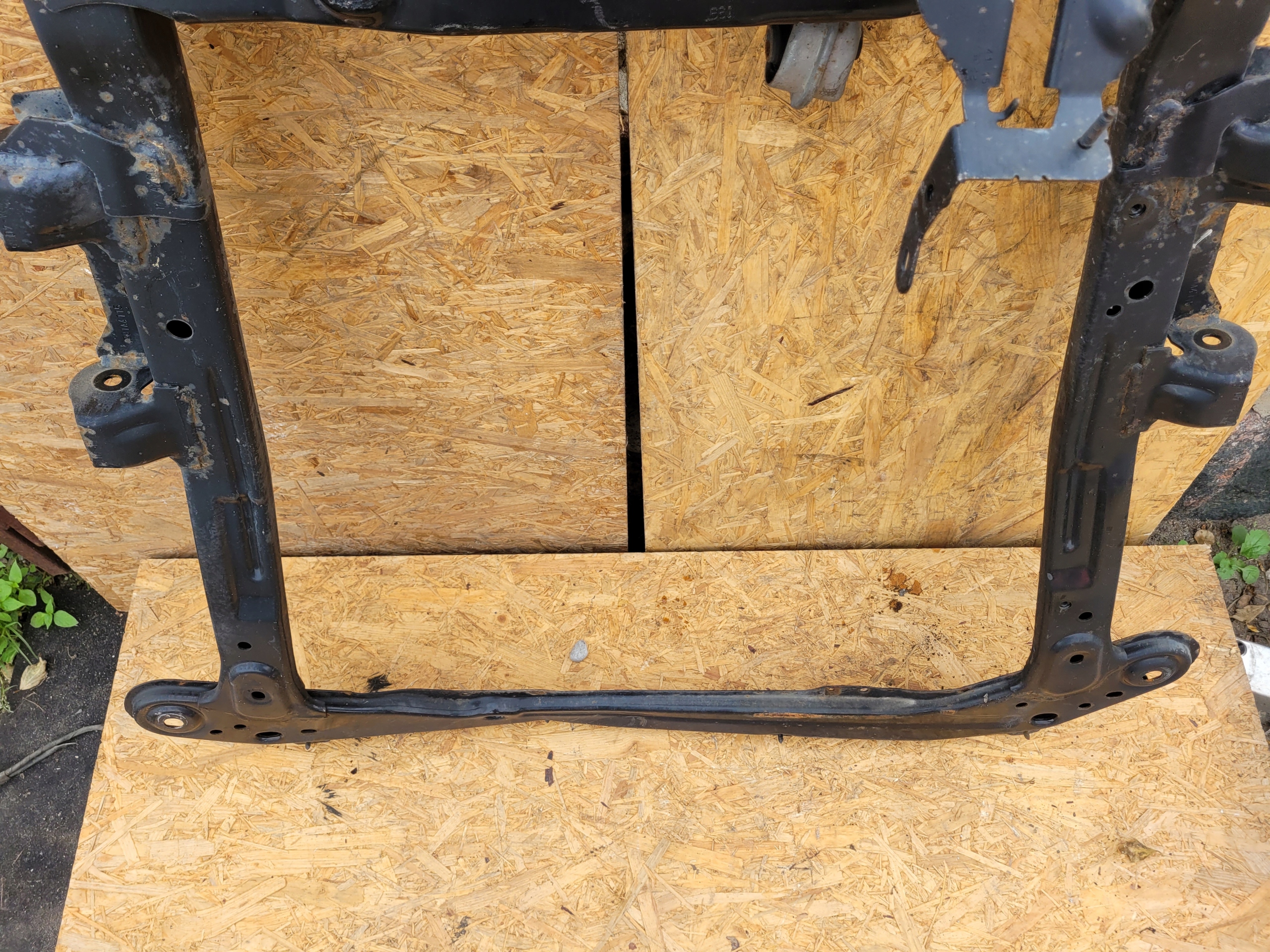 subframe axle beam TRAWERS DACIA SANDERO II LIFT