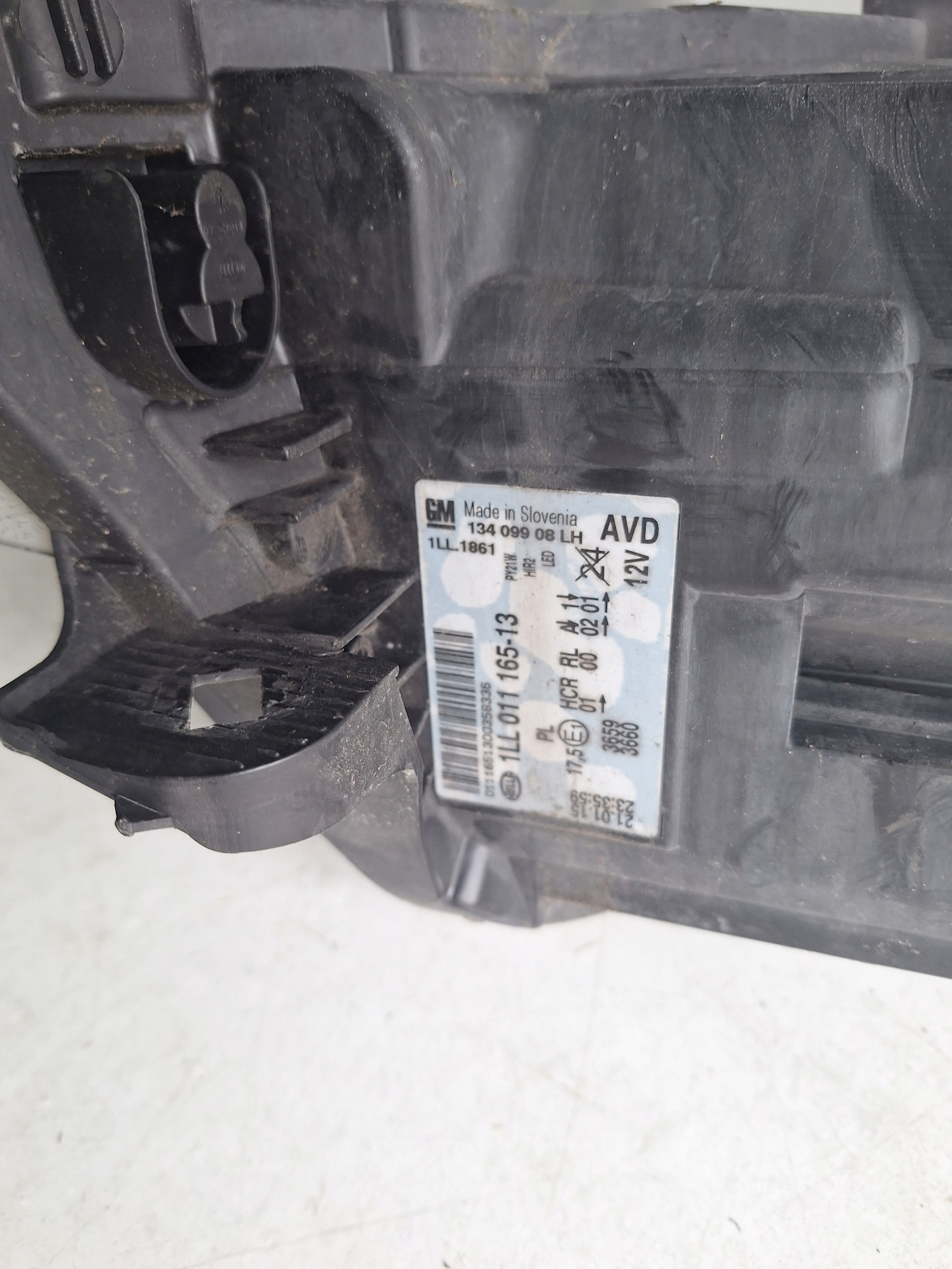 OPEL INSIGNIA A LIFT 13-17 light left + LED UK
