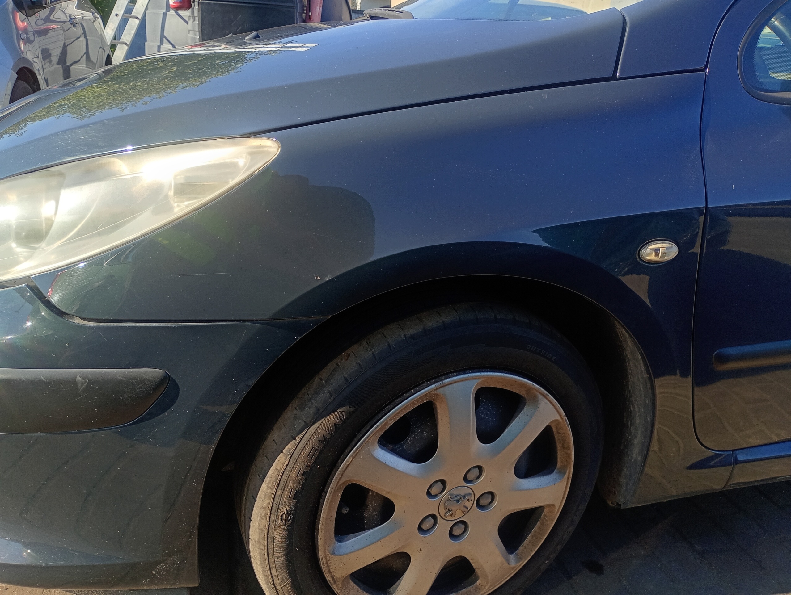 fender left front front Peugeot 307 FL 04-09 kod lakieru KTG