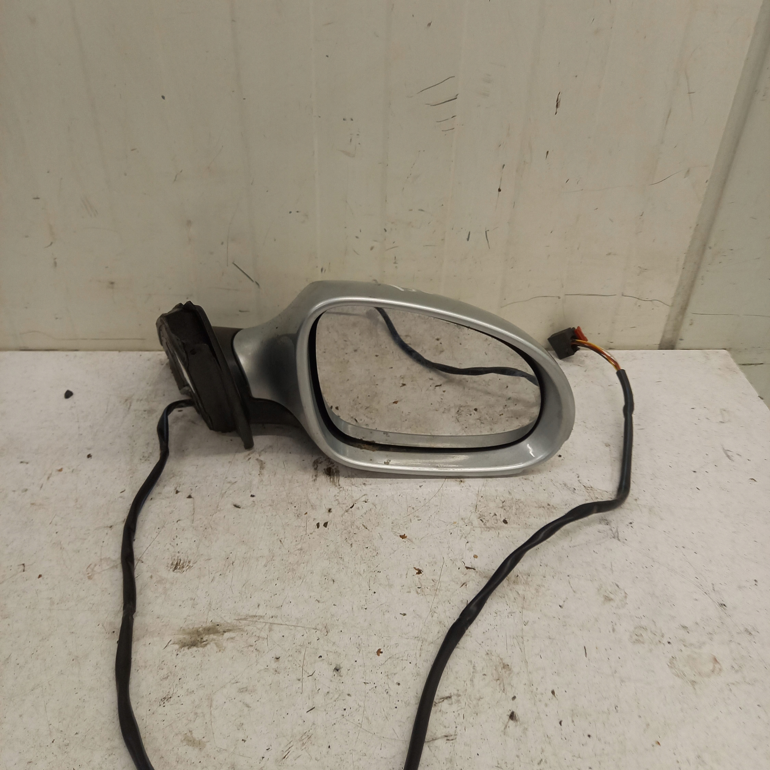 mirror right electrics VOLKSWAGEN PASSAT B6 6PIN