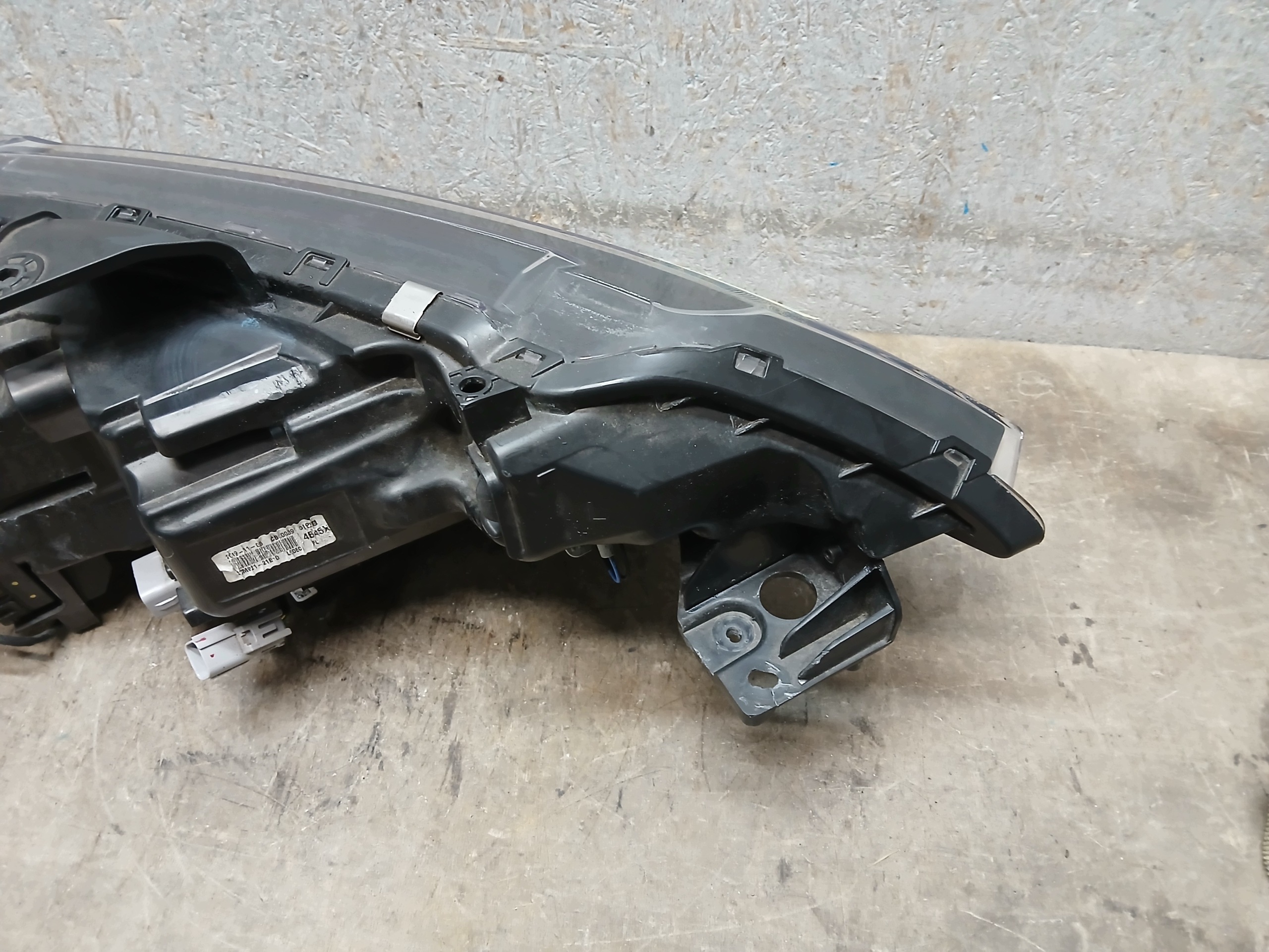 light front left MITSUBISHI OUTLANDER III 3 LIFT 18- FULL LED 4BX19 8301D3