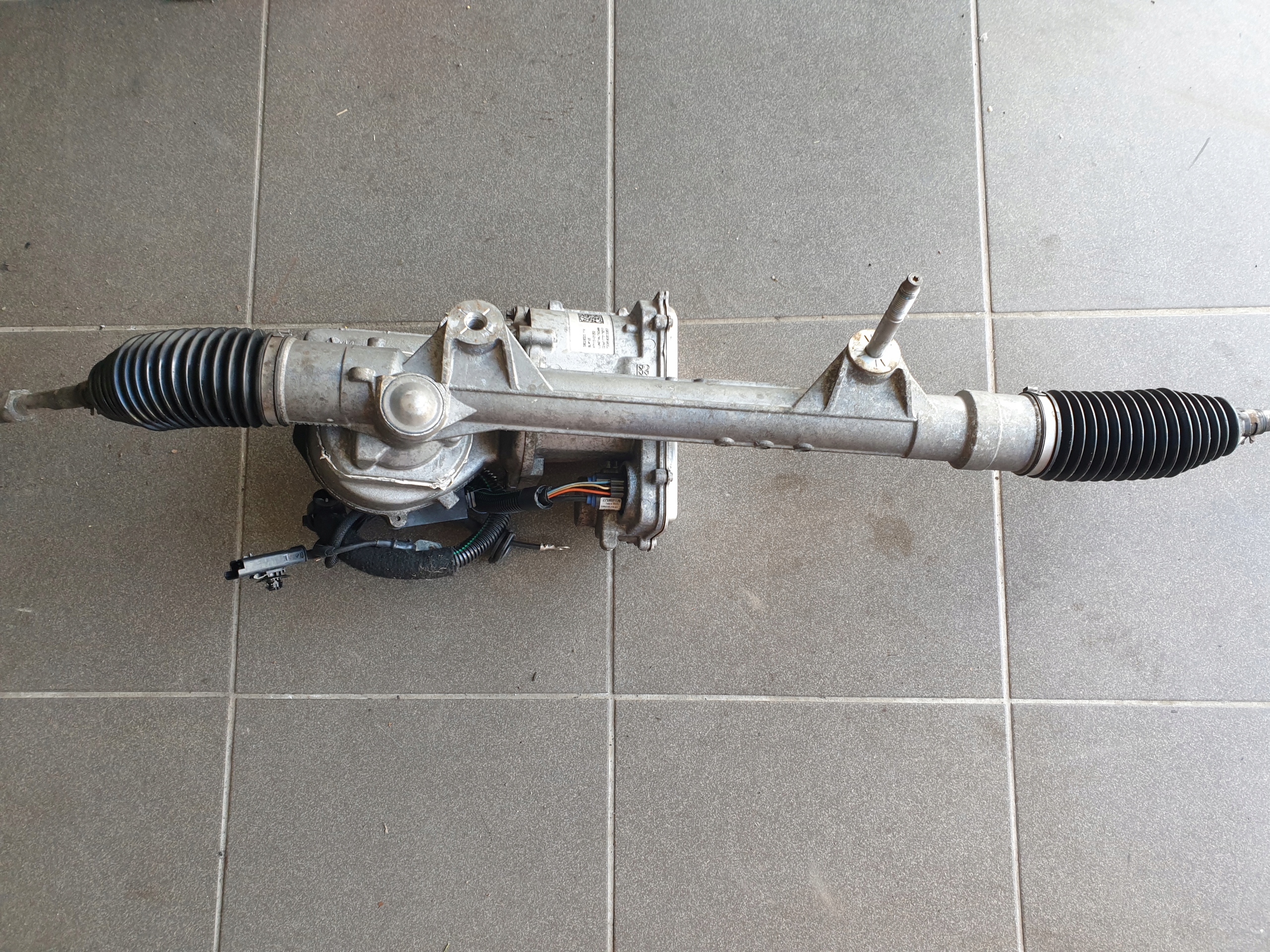 servo control CITROEN C3 III 2016- 9823964780