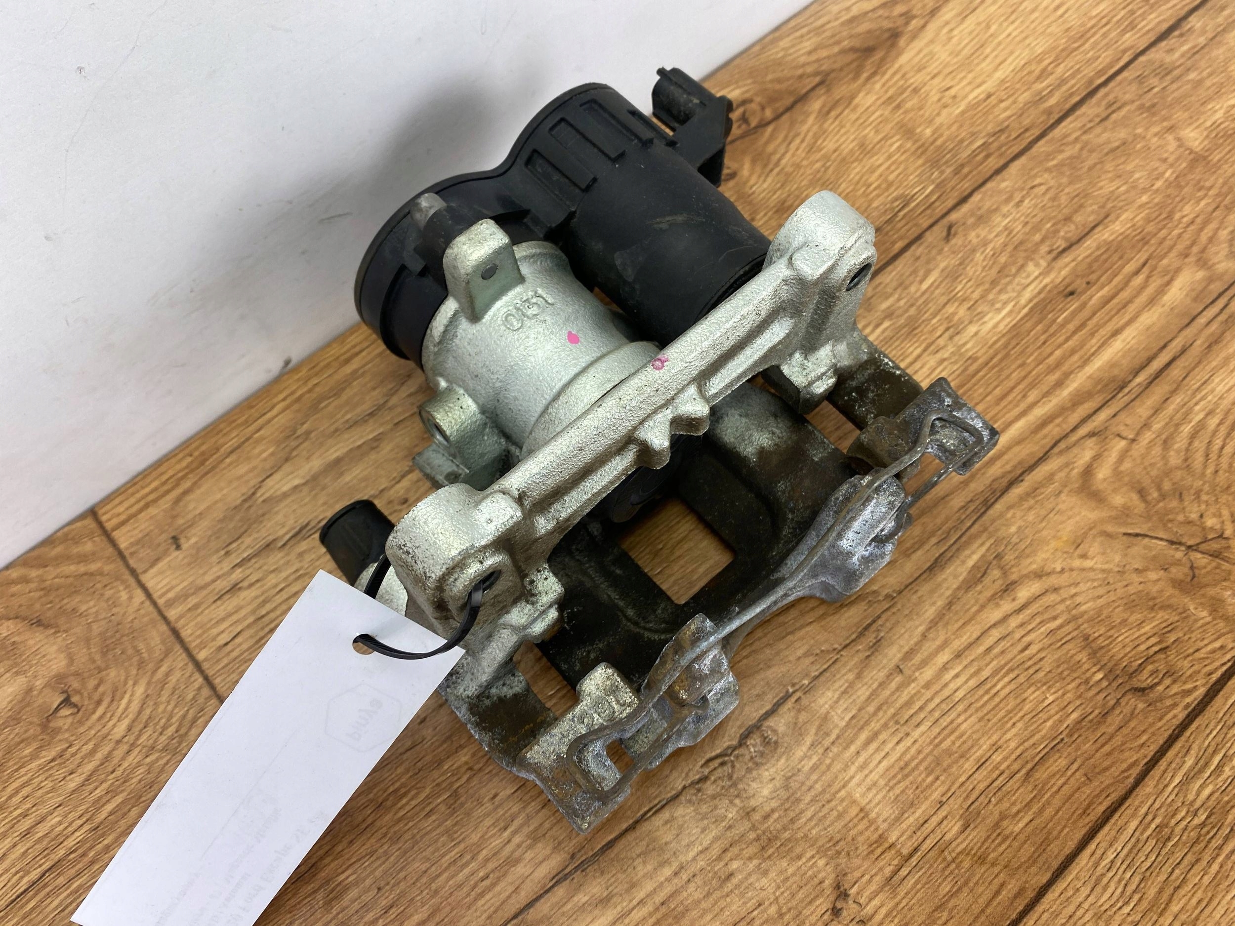 caliper brake rear left Ford Escape IV Kuga MK3 2020+