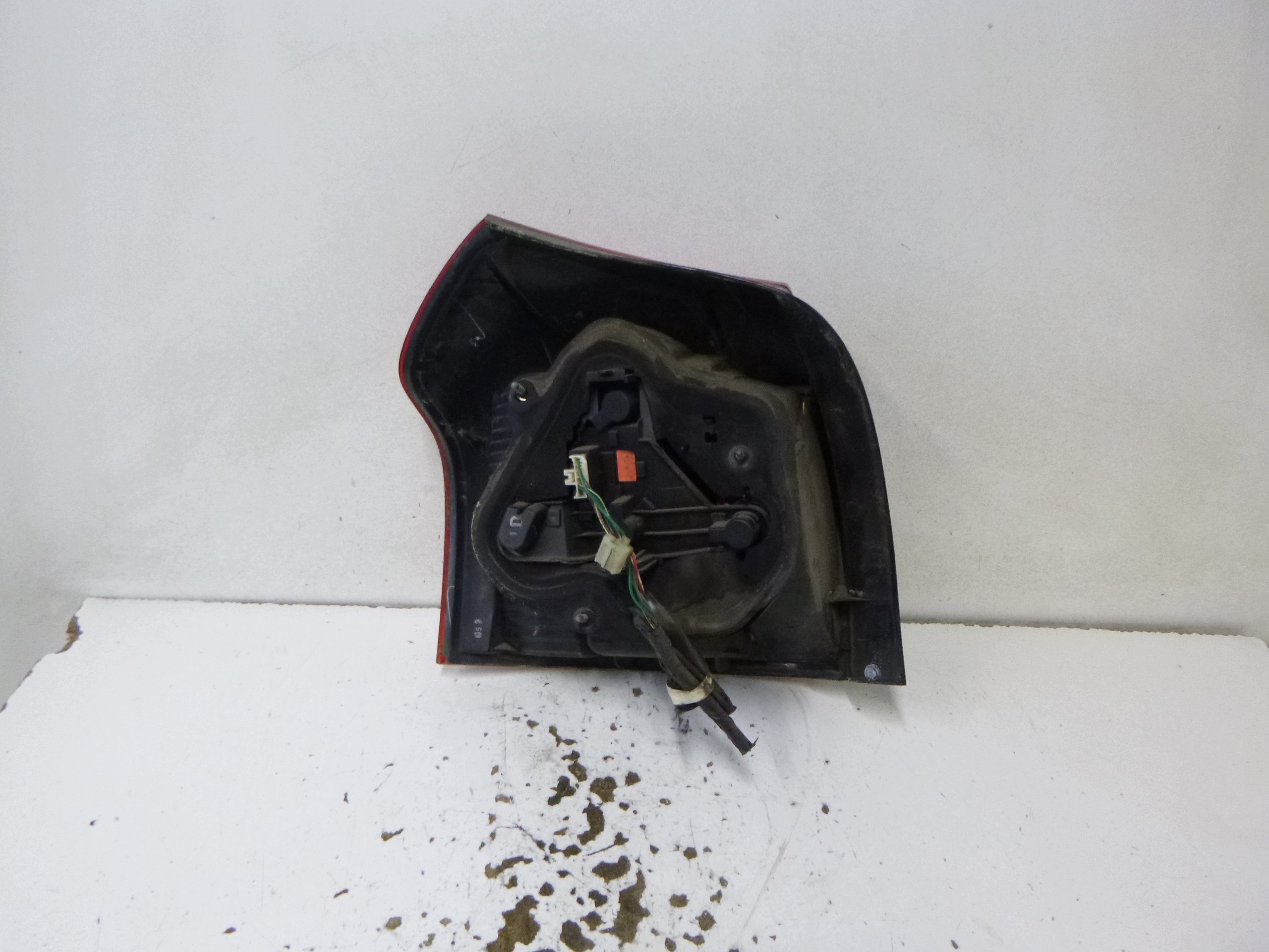 light rear part right TOYOTA COROLLA E12 HATCHBACK 3D 5D 2002-2004 before LIFT