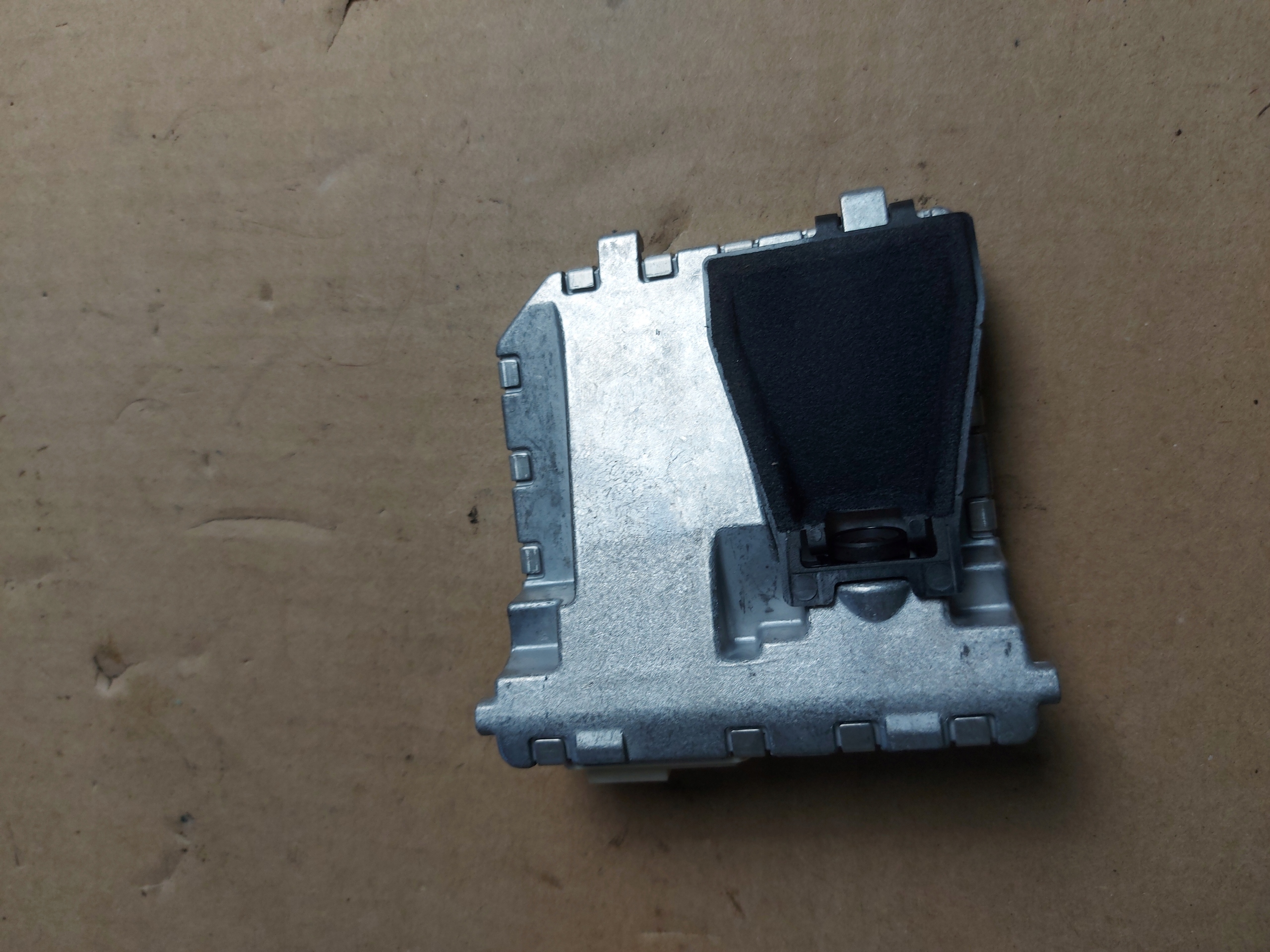module control unit KAMERY MERCEDES E W212 A0009050501 OE EU
