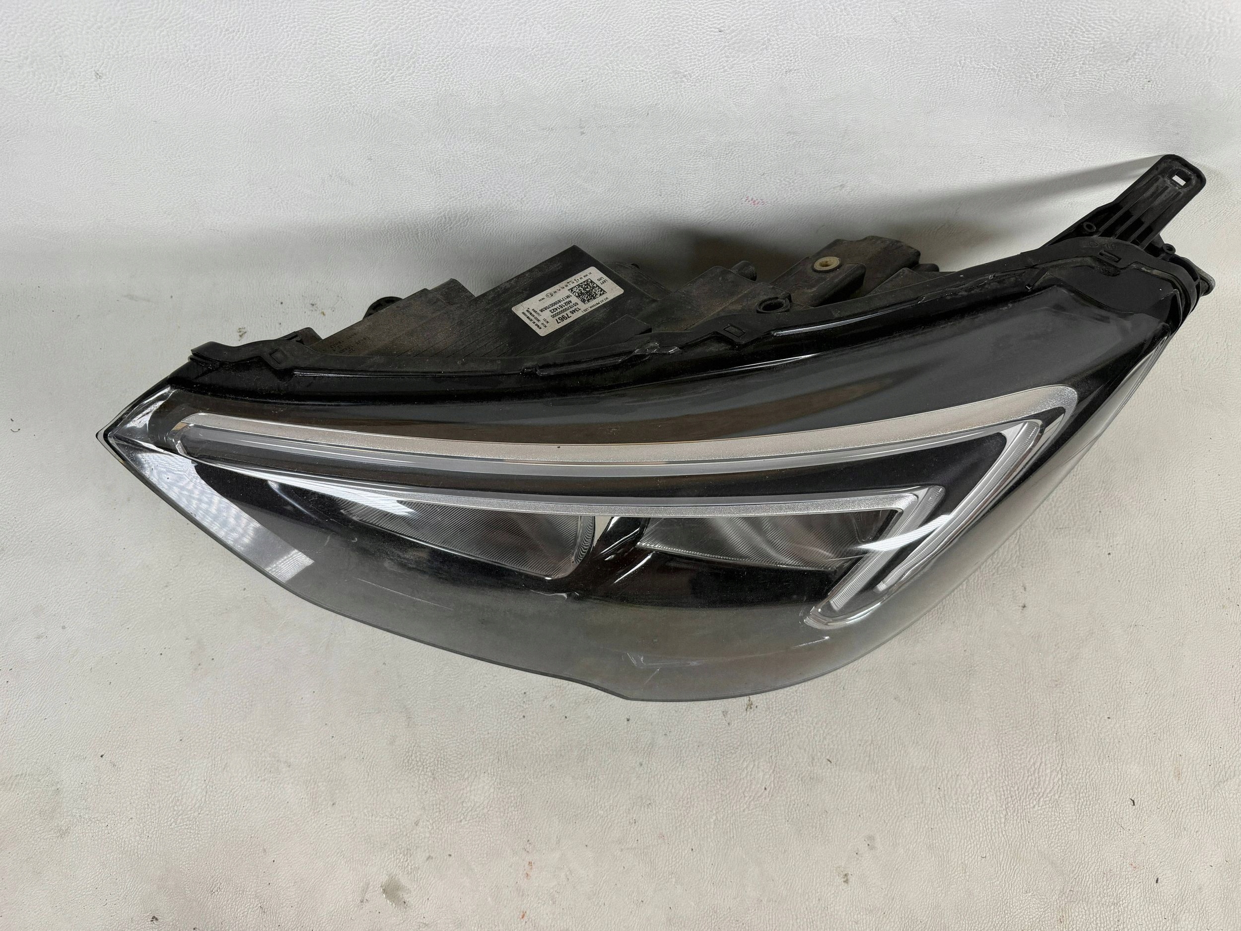 Opel Crossland X Full LED 17- light left front front
