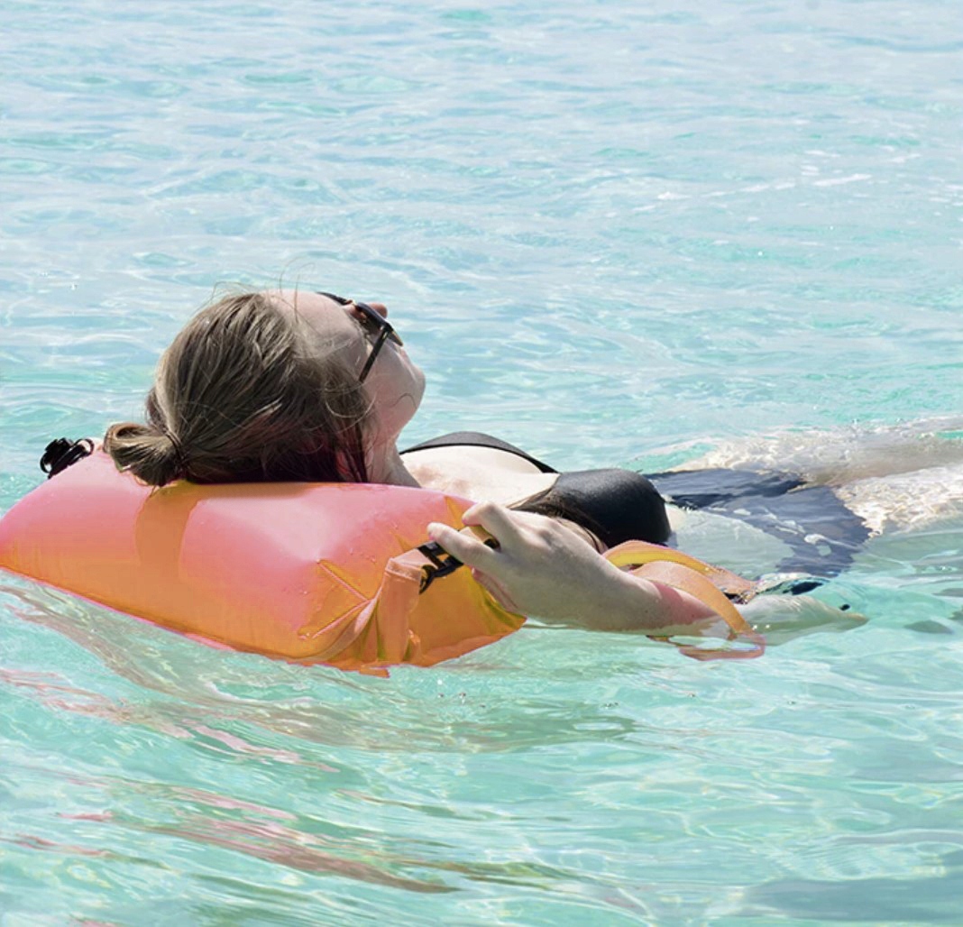 BOJKA PŁYWACKA ASEKURACYJNA DUŻA BOJA DMUCHANA SUCHA KIESZEŃ DESKA 2w1 74CM Marka inna