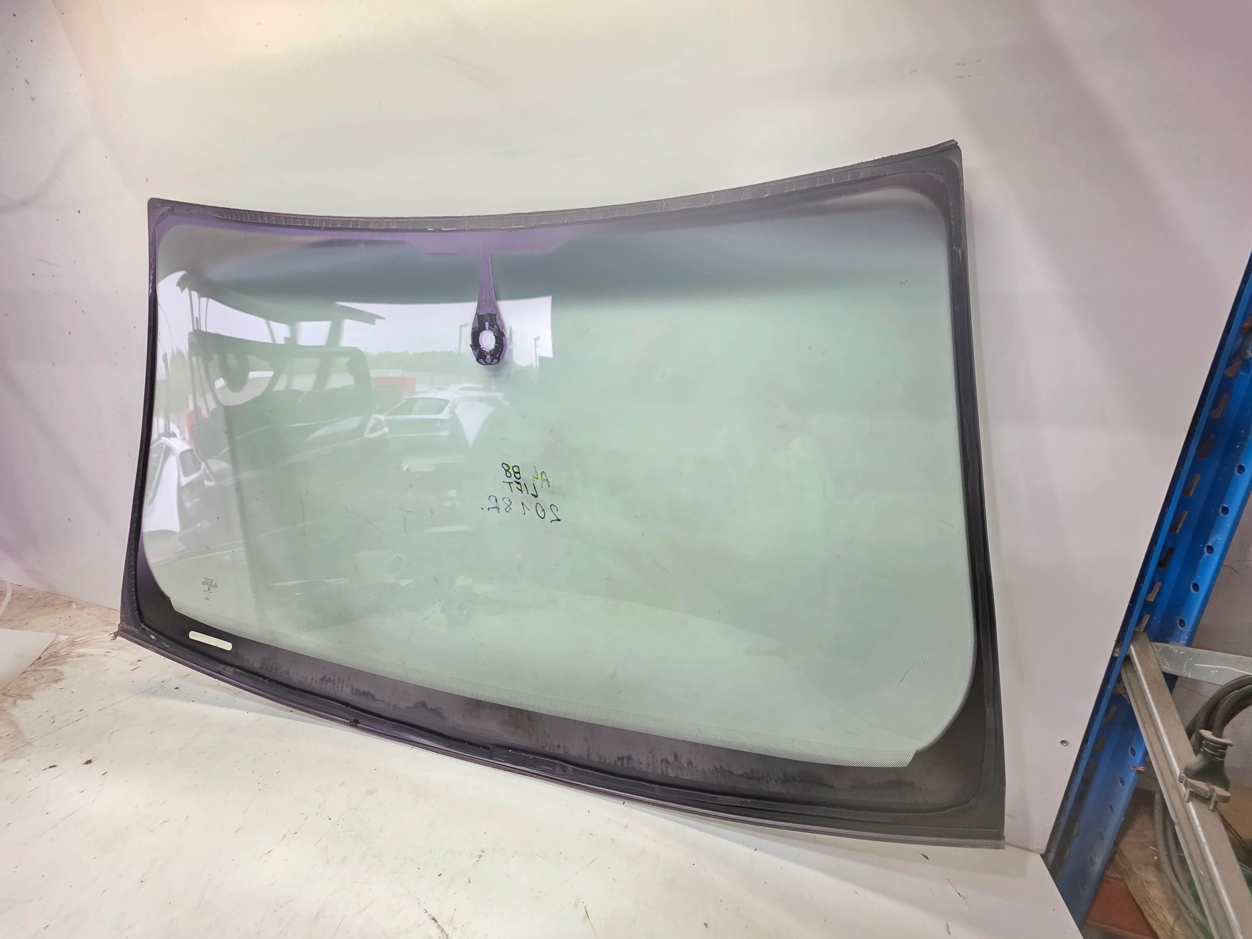 window front iron AUDI A4 B8 LIFT 2018 ROK