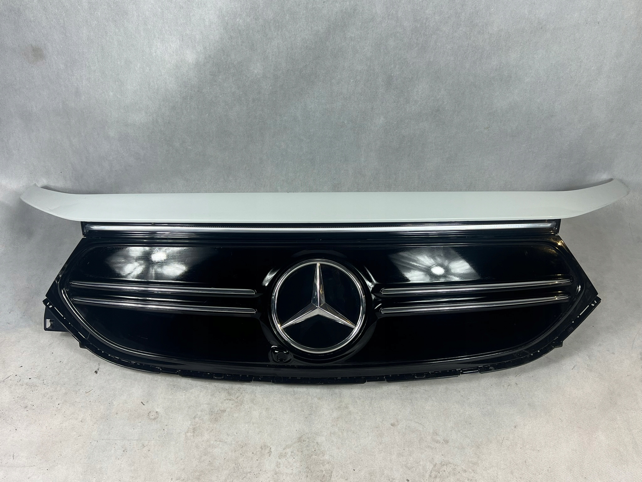 ATRAPA GRILL MERCEDES EQA W243 X243 243 FV