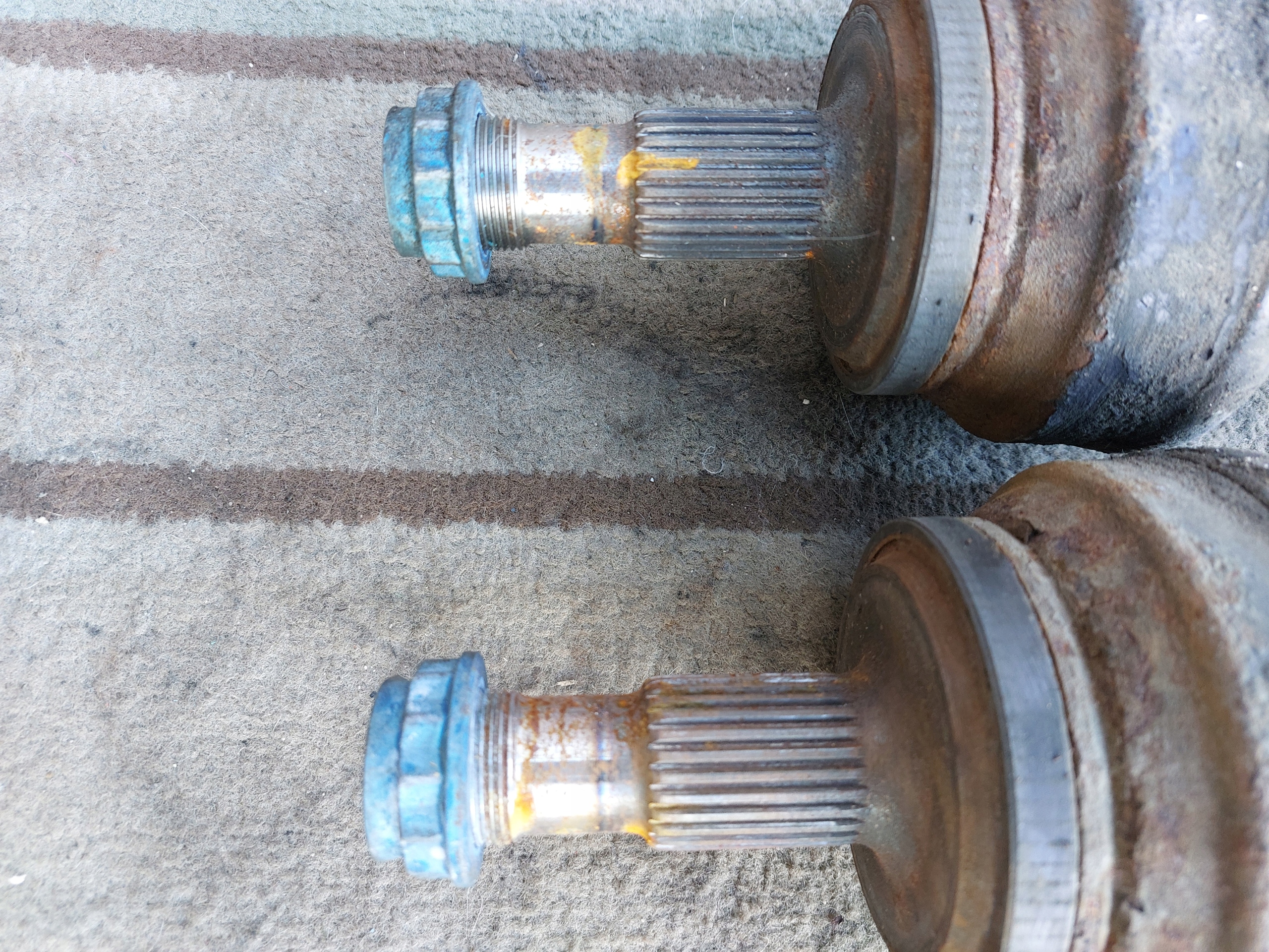 semi-axis rear part MERCEDES E KLASA W212 15r