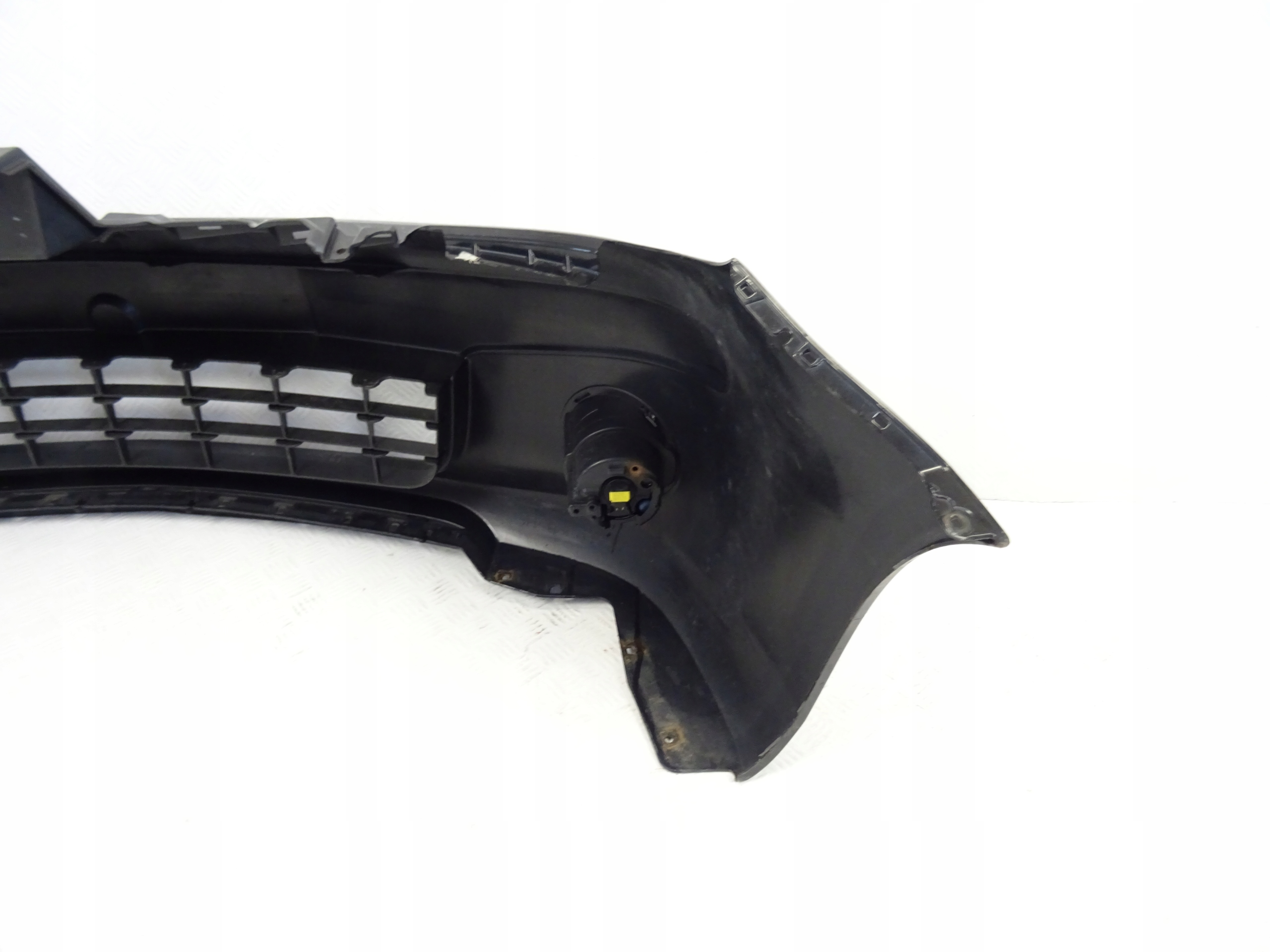 Nissan Note and 1 bumper front front | GetMotor