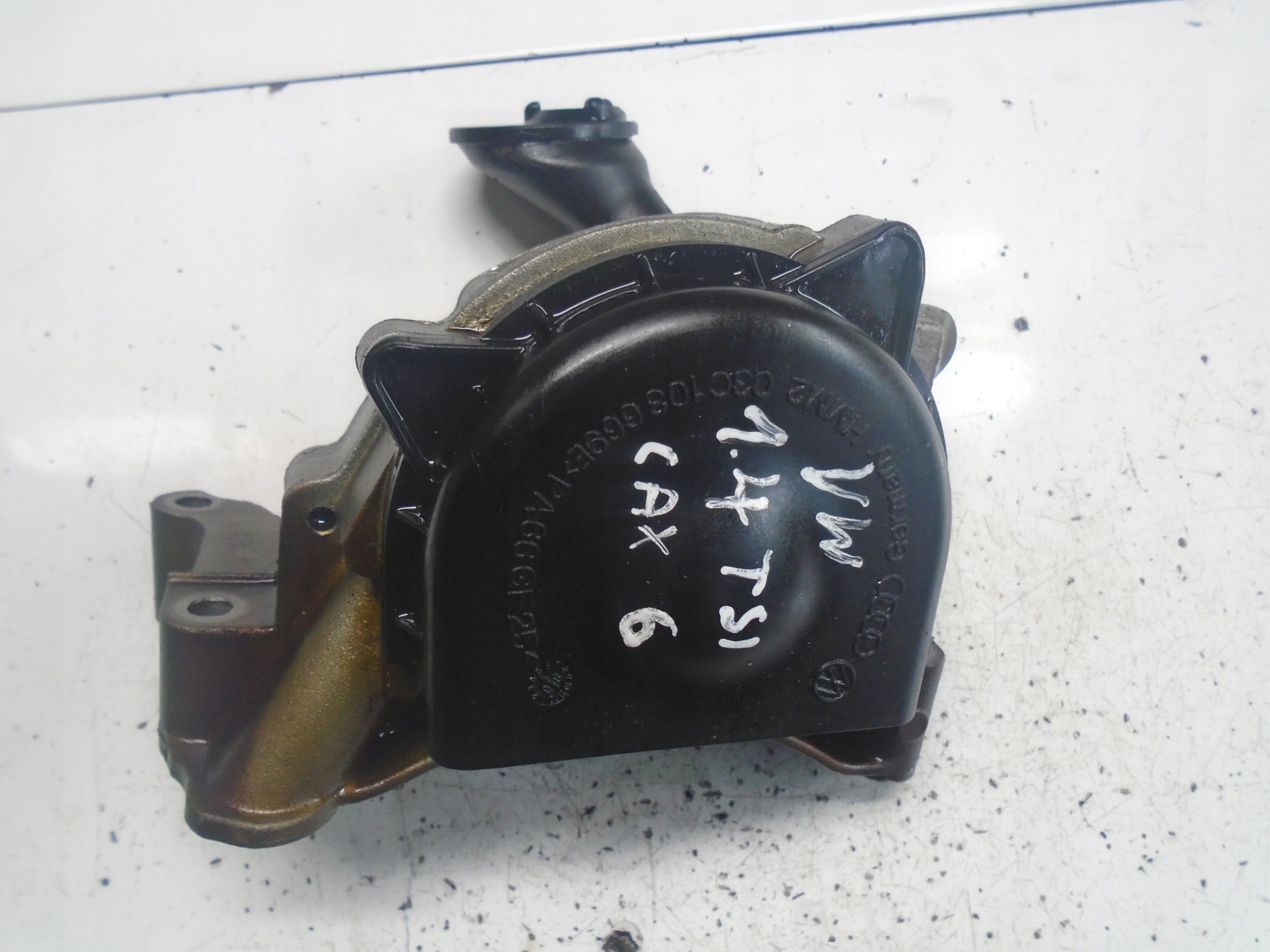 VW SEAT 1.4 TSI CAX Ölpumpe 03C105N