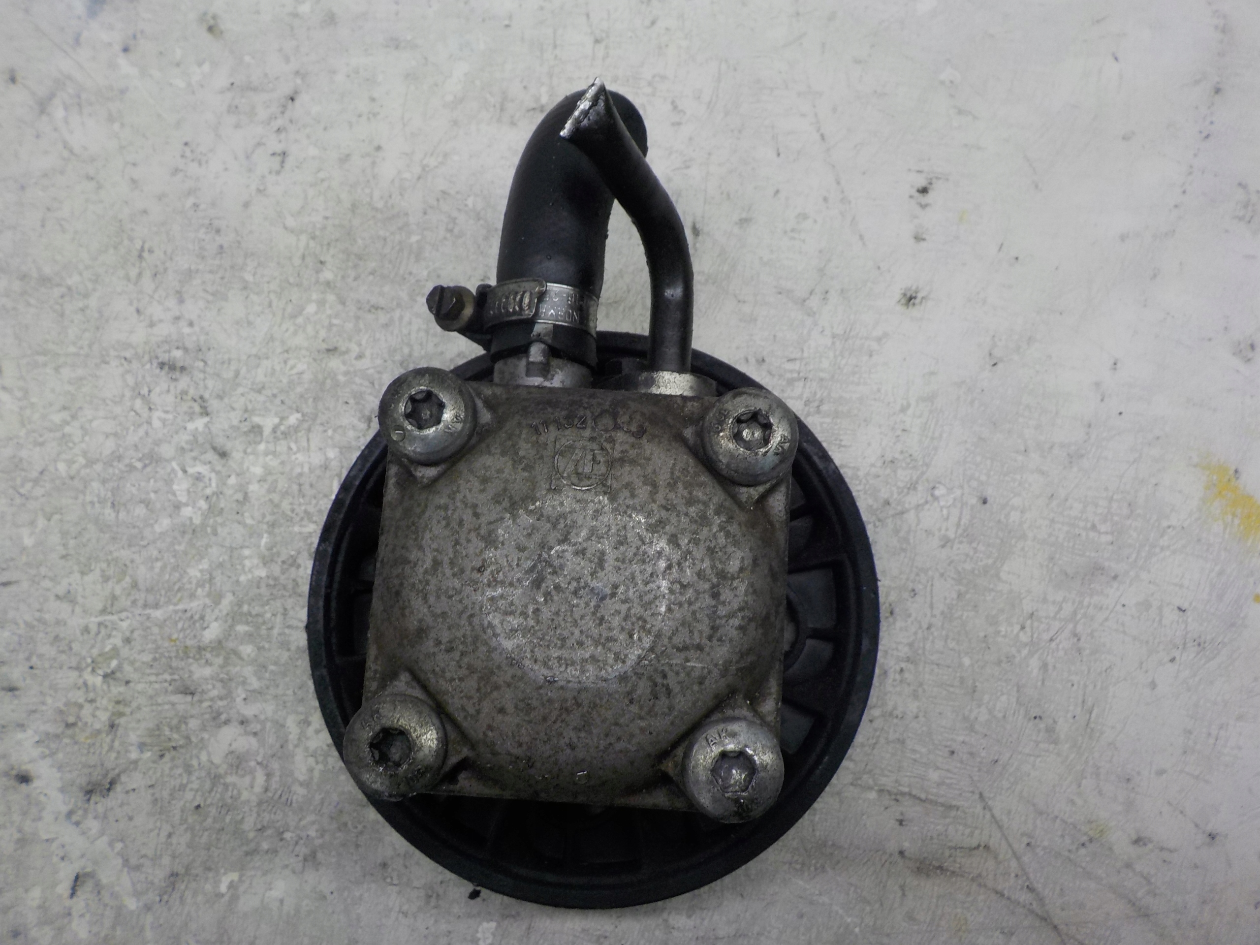 VOLVO V70 II servo pump 30741121 7613955146