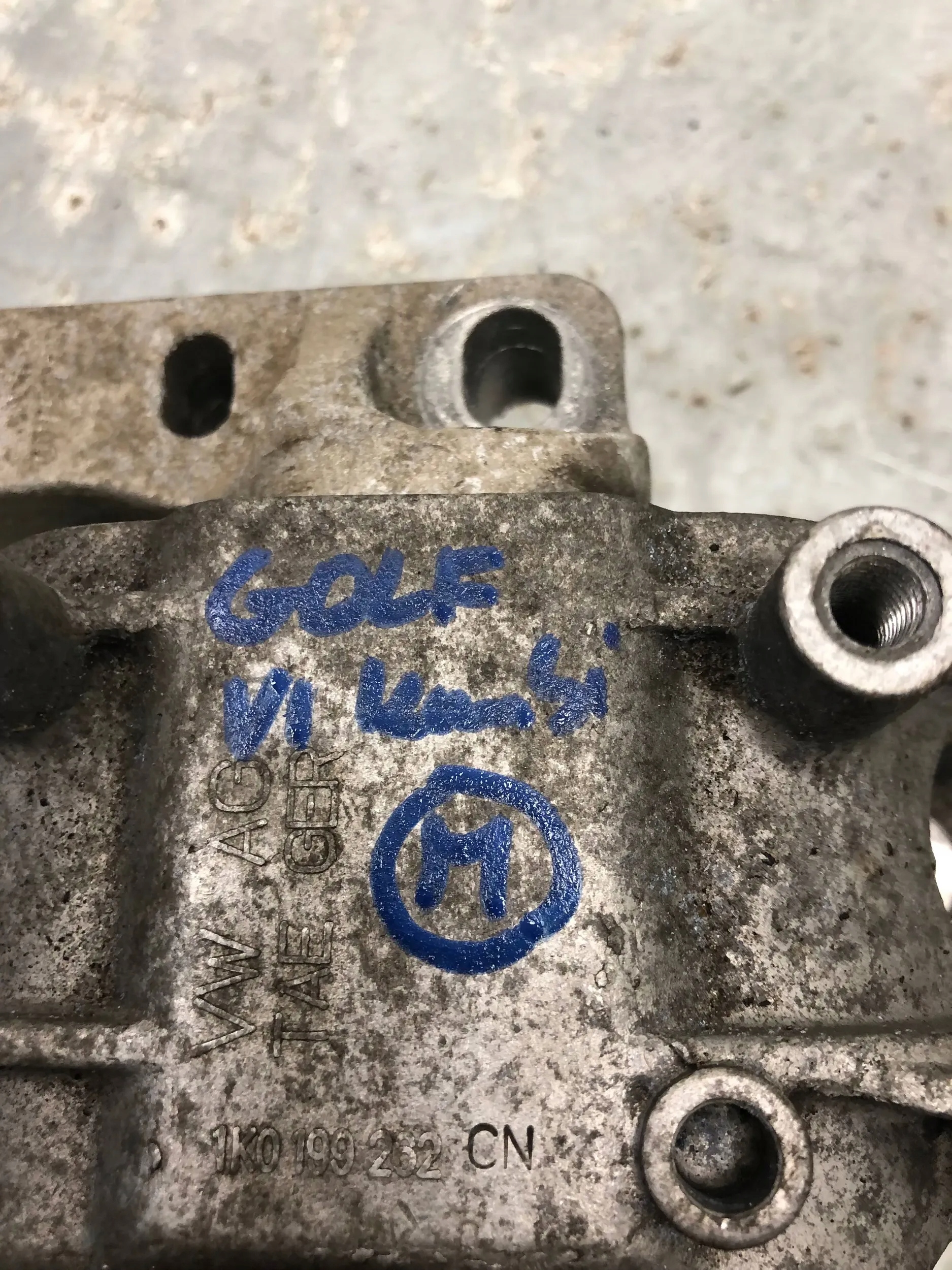 holder engine mount VW GOLF VI KOMBI 1K0199262CN
