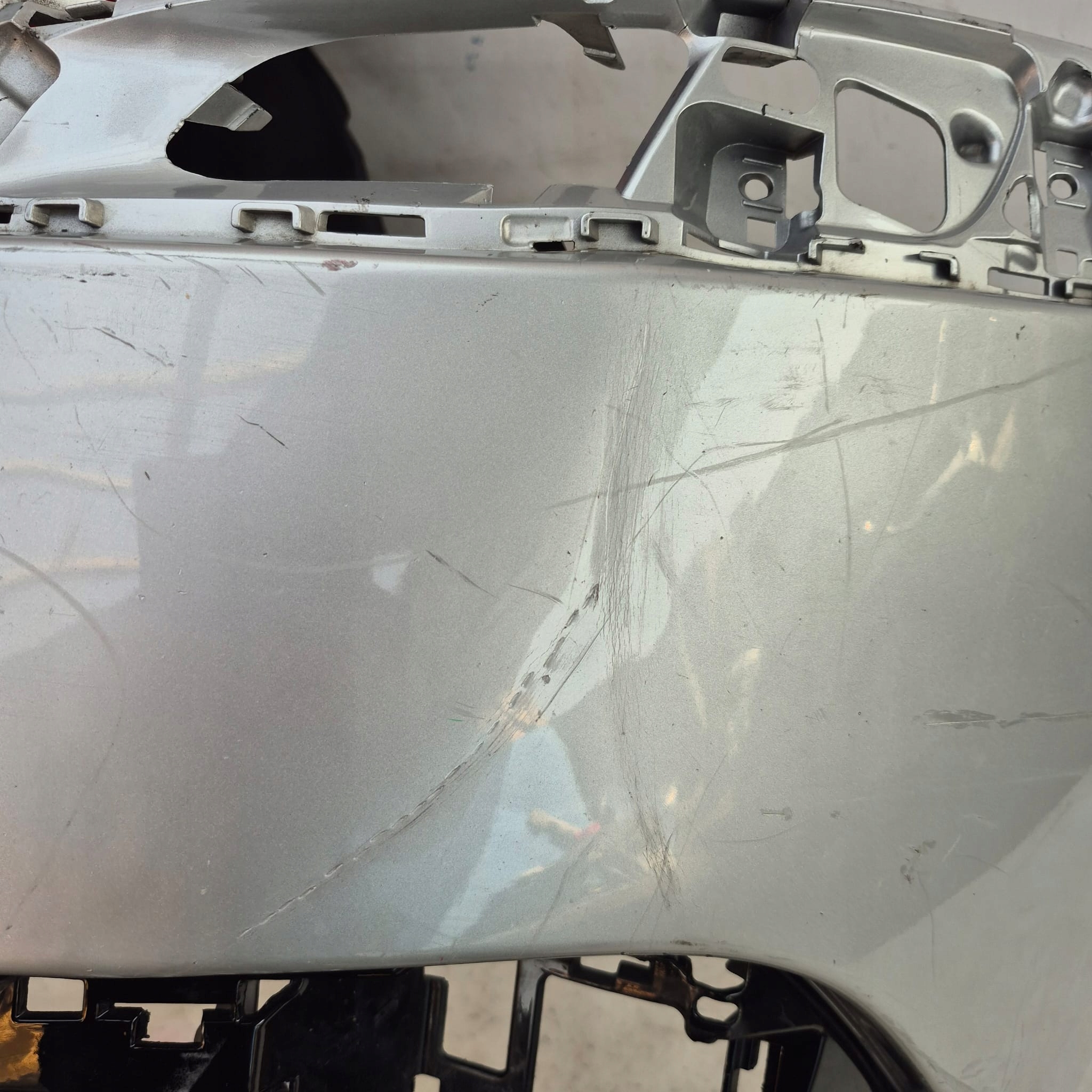 PEUGEOT 5008 and 09-13 bumper front front