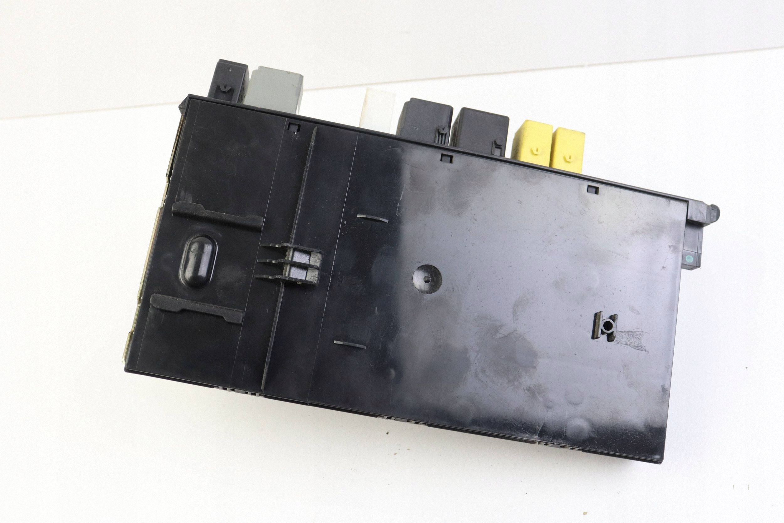 MERCEDES W203 modul sicherungskasten 2035453301