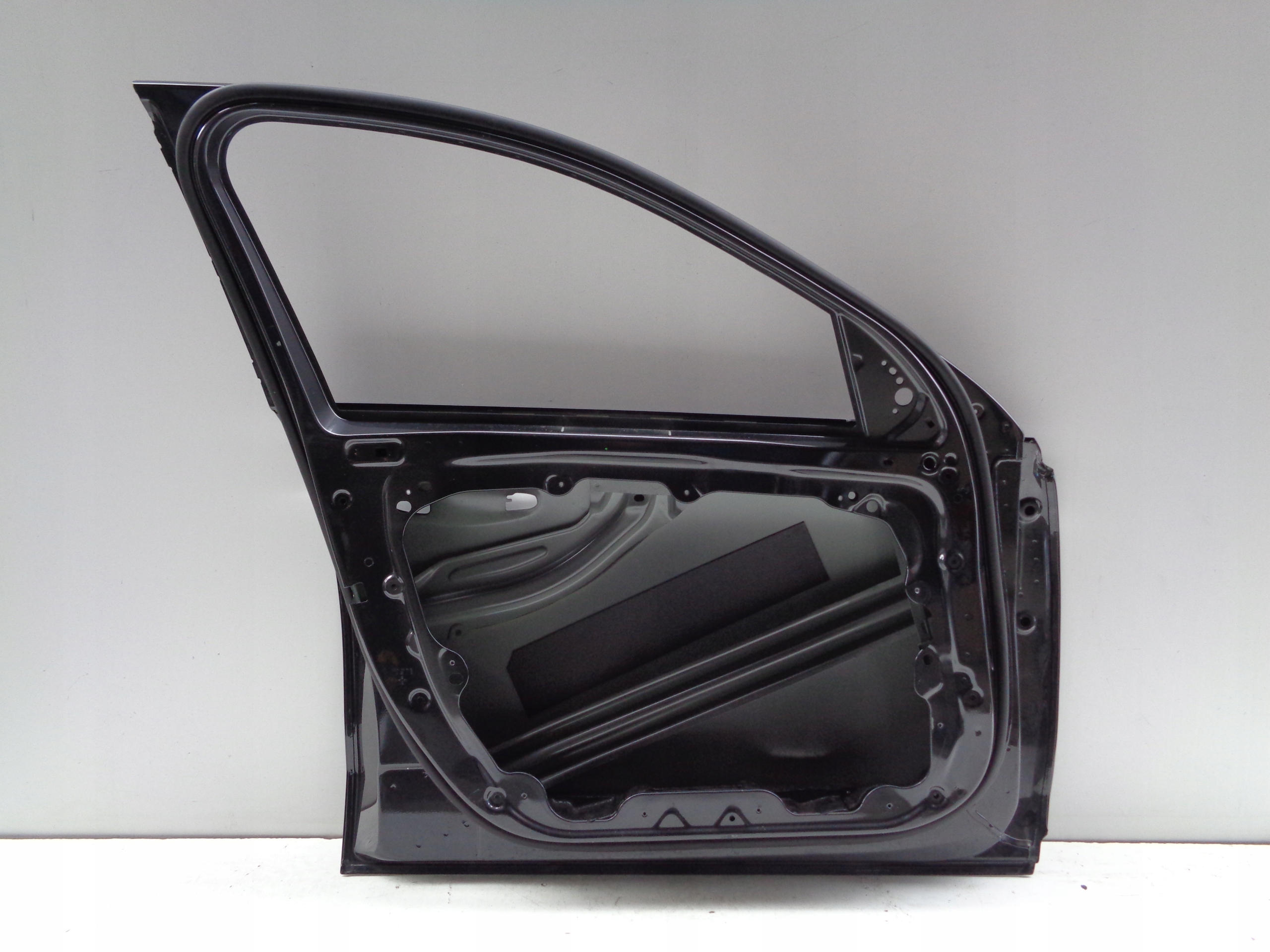 door left front MERCEDES C-KLASA W206 21- NR 50284
