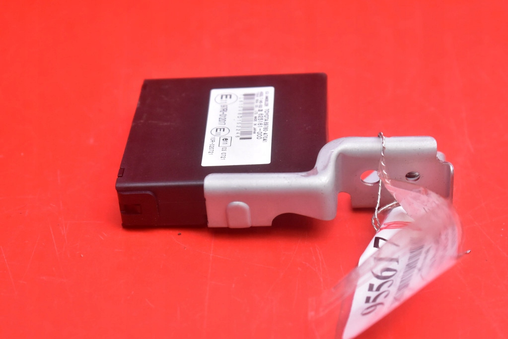 control unit module IMMO 89780-47041 TOYOTA PRIUS 2 II XW20 1.5 VVTi 78 KM