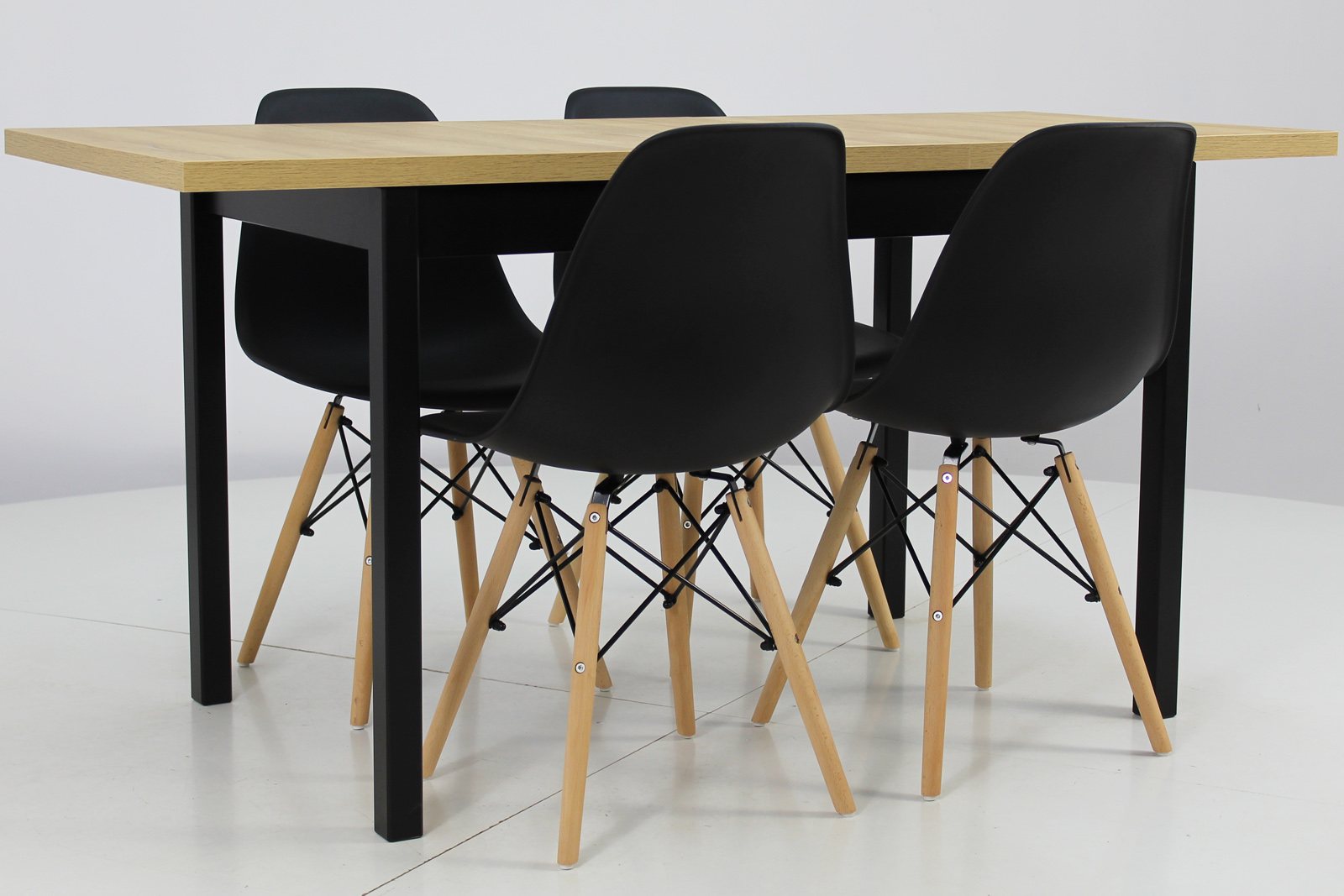 Mały zestaw STÓŁ ROZKŁADANY z 4 krzesłami CZARNE Marka Sigma