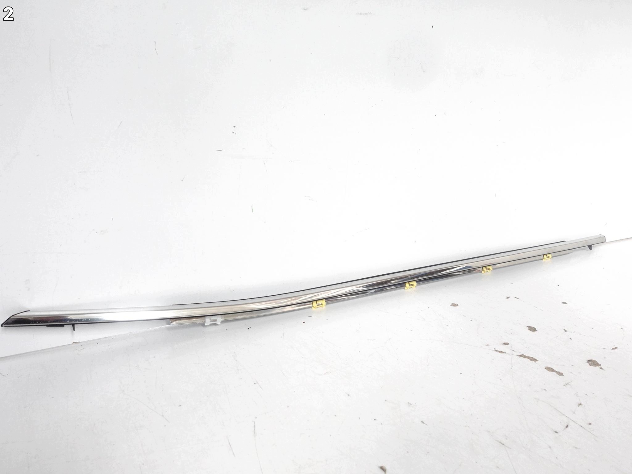 TOYOTA HIGHLANDER IV XU70 19- moulding dust windows door front left ORG