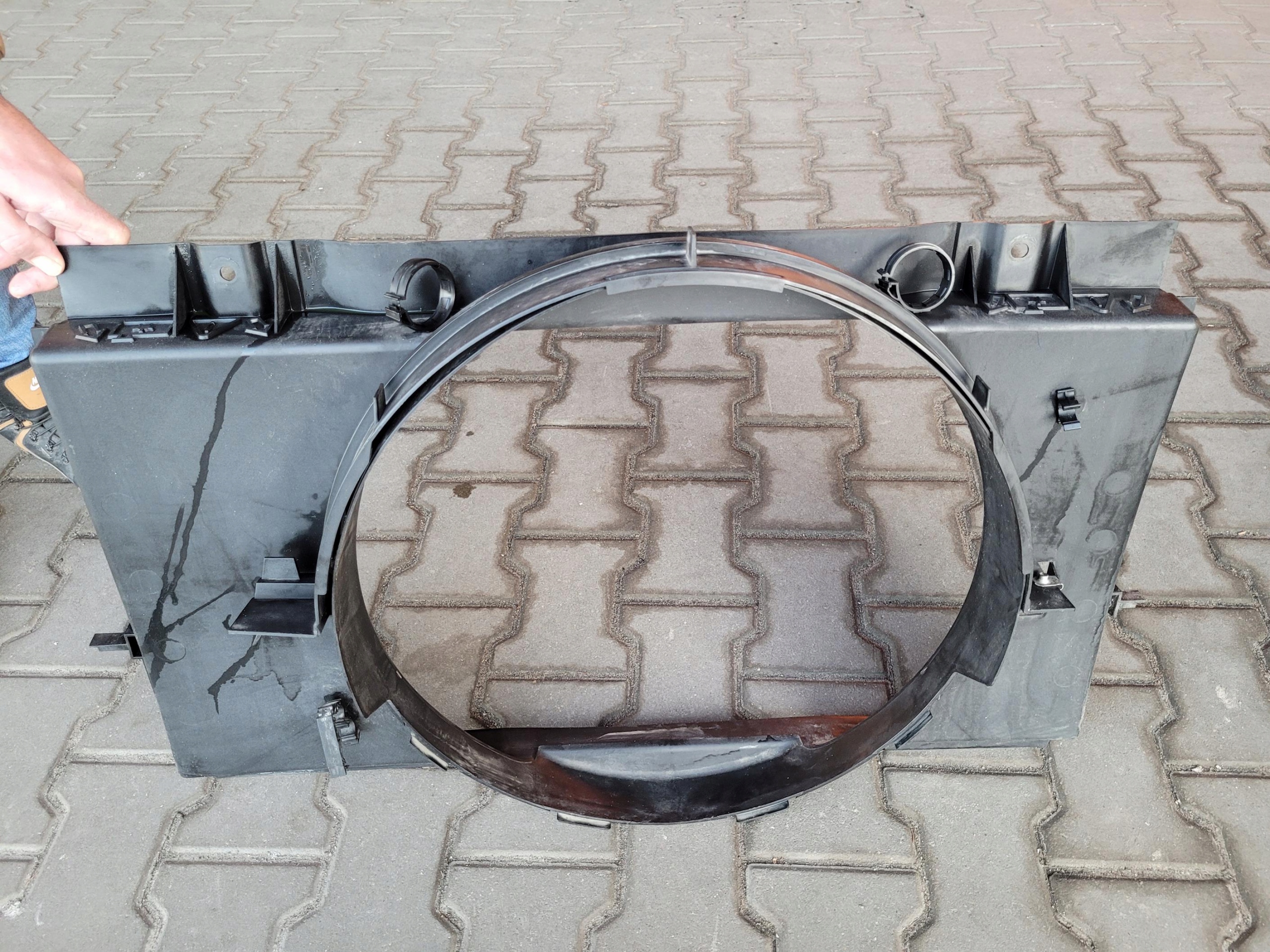 obal kryt ventylátora 151831540 HUMMER H2 6.0 V8