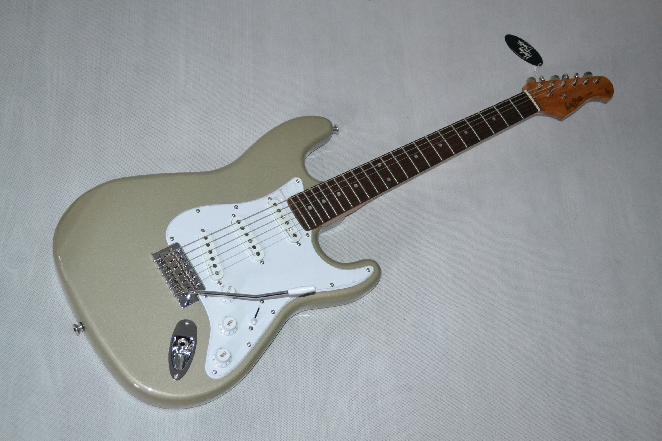 HARLEY BENTON ST-62 IS Inca Silver STRATOCASTER Kod producenta 464719