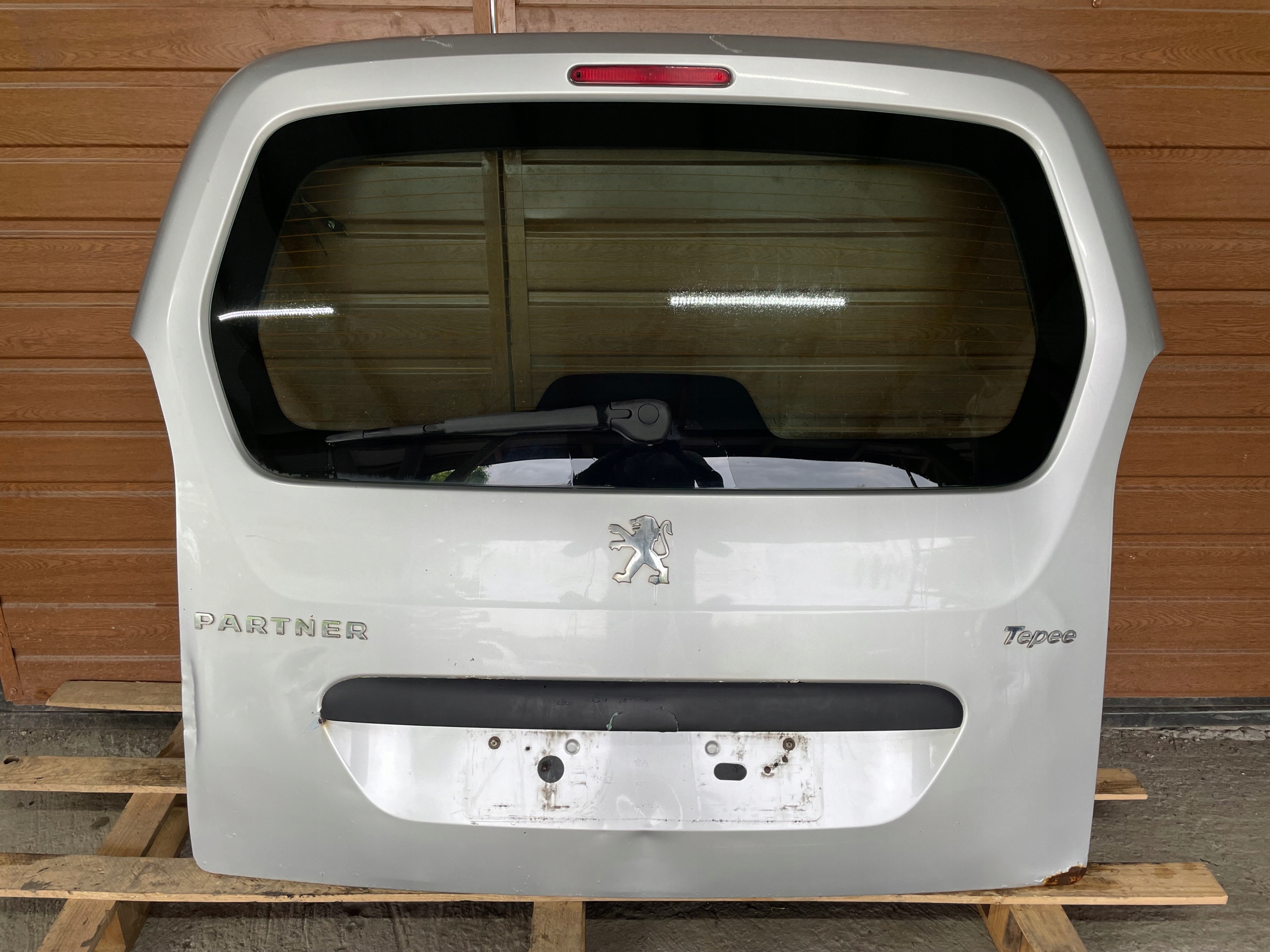 KLAPA TYŁ BAGAZNIKA PEUGEOT PARTNER II 08-18 EZRC