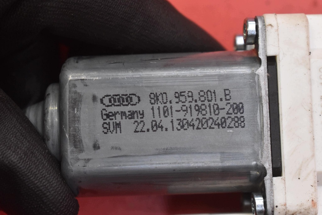 window regulator left front EU 4G0837461 AUDI A6 C7 KOMBI 10-14