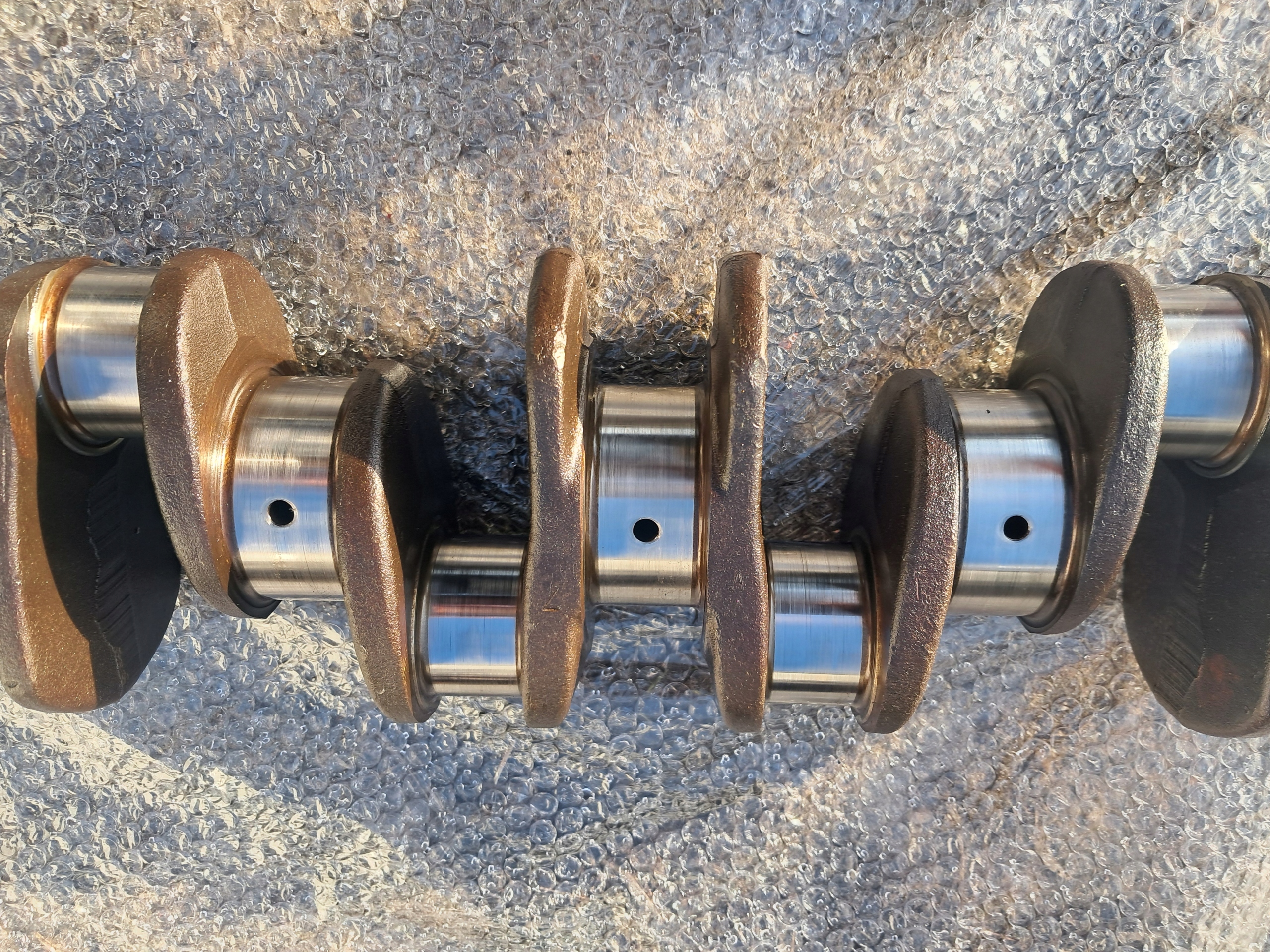 crank MERCEDES W123 2,0 115.938