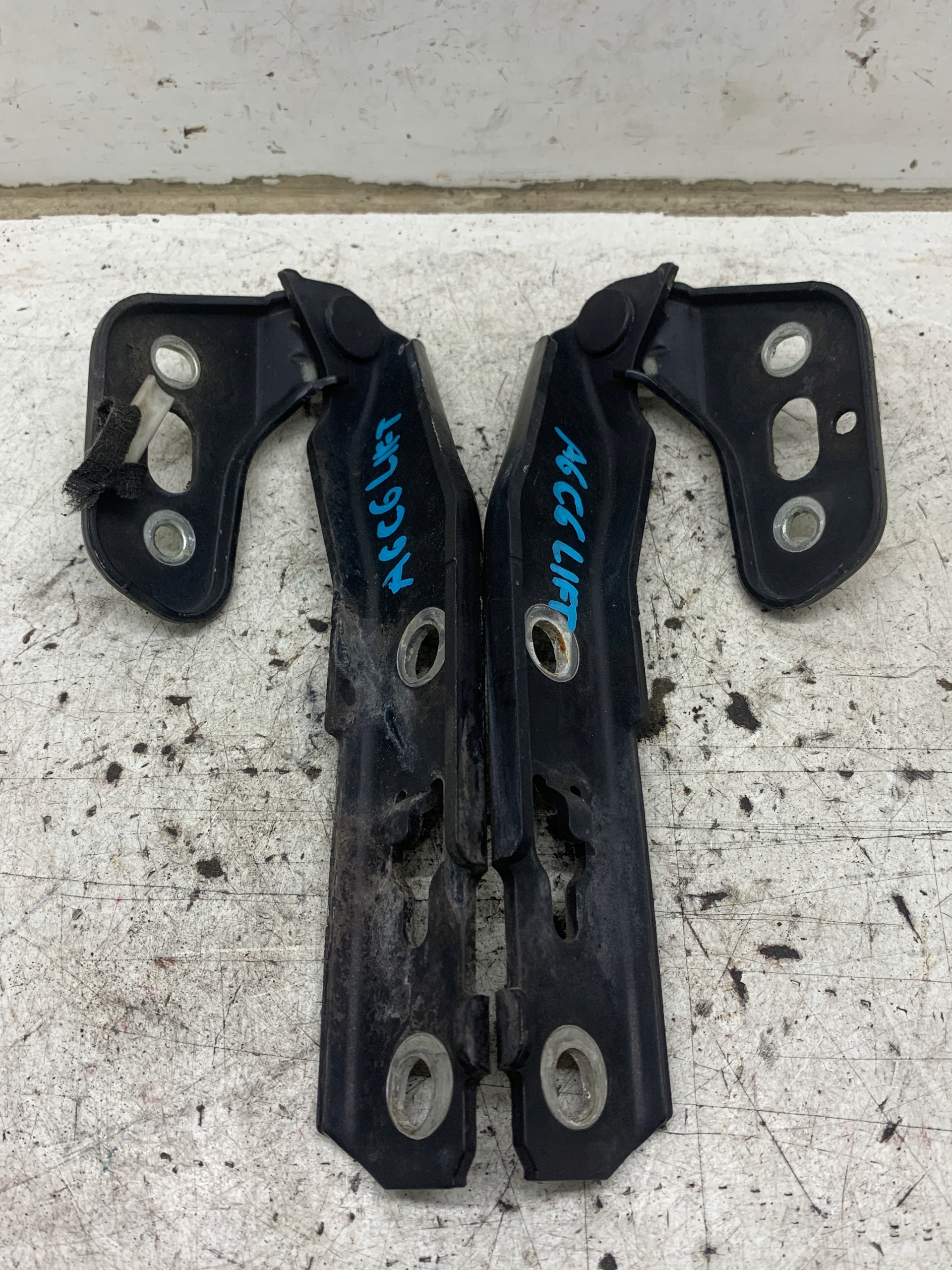 hinge bonnets L/P 4F0823301 4F0823302 AUDI A6 C6 LIFT (2004-2011) LZ9Y KPL