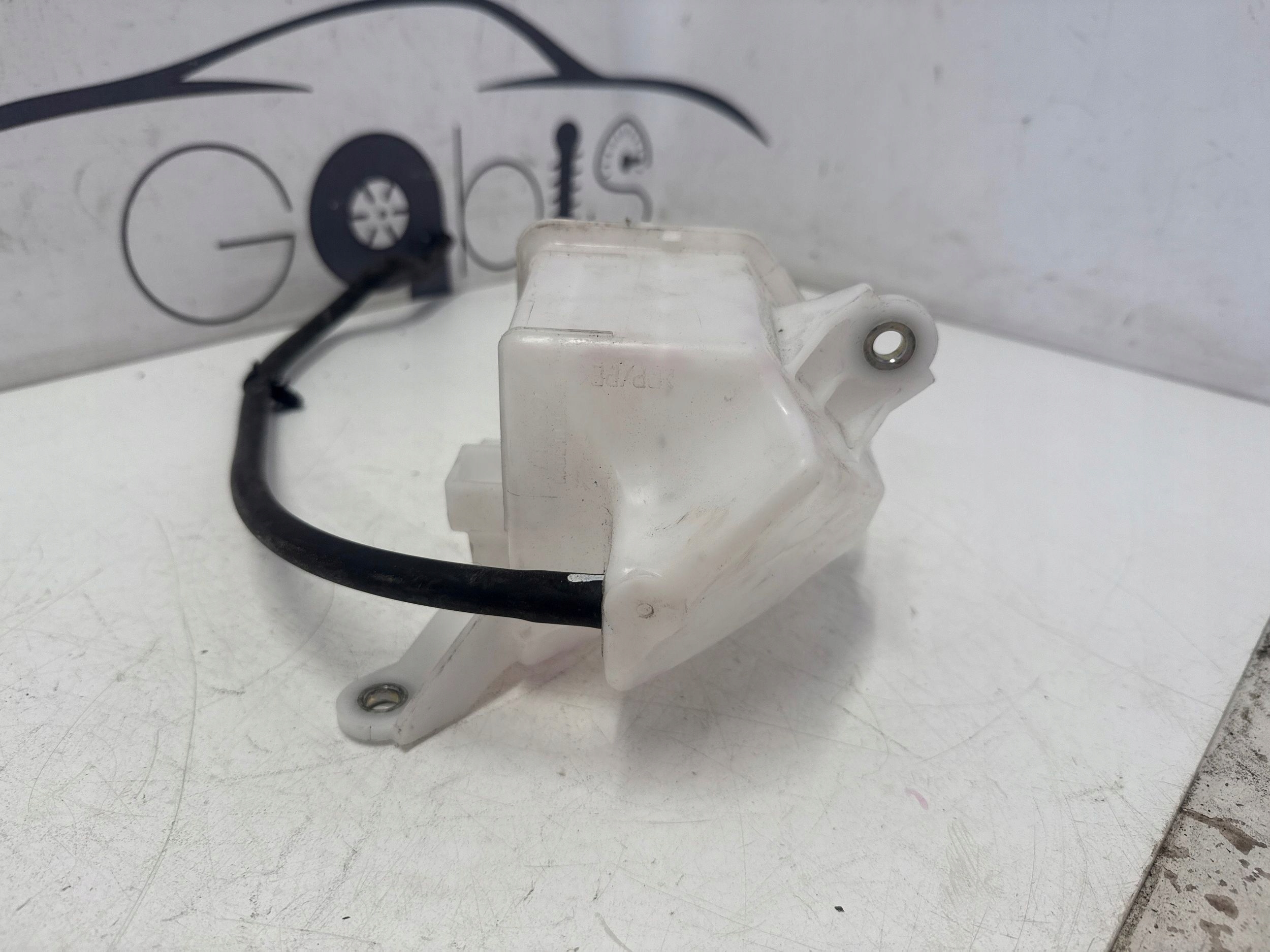 2024 lexus RX V бачок расширительный