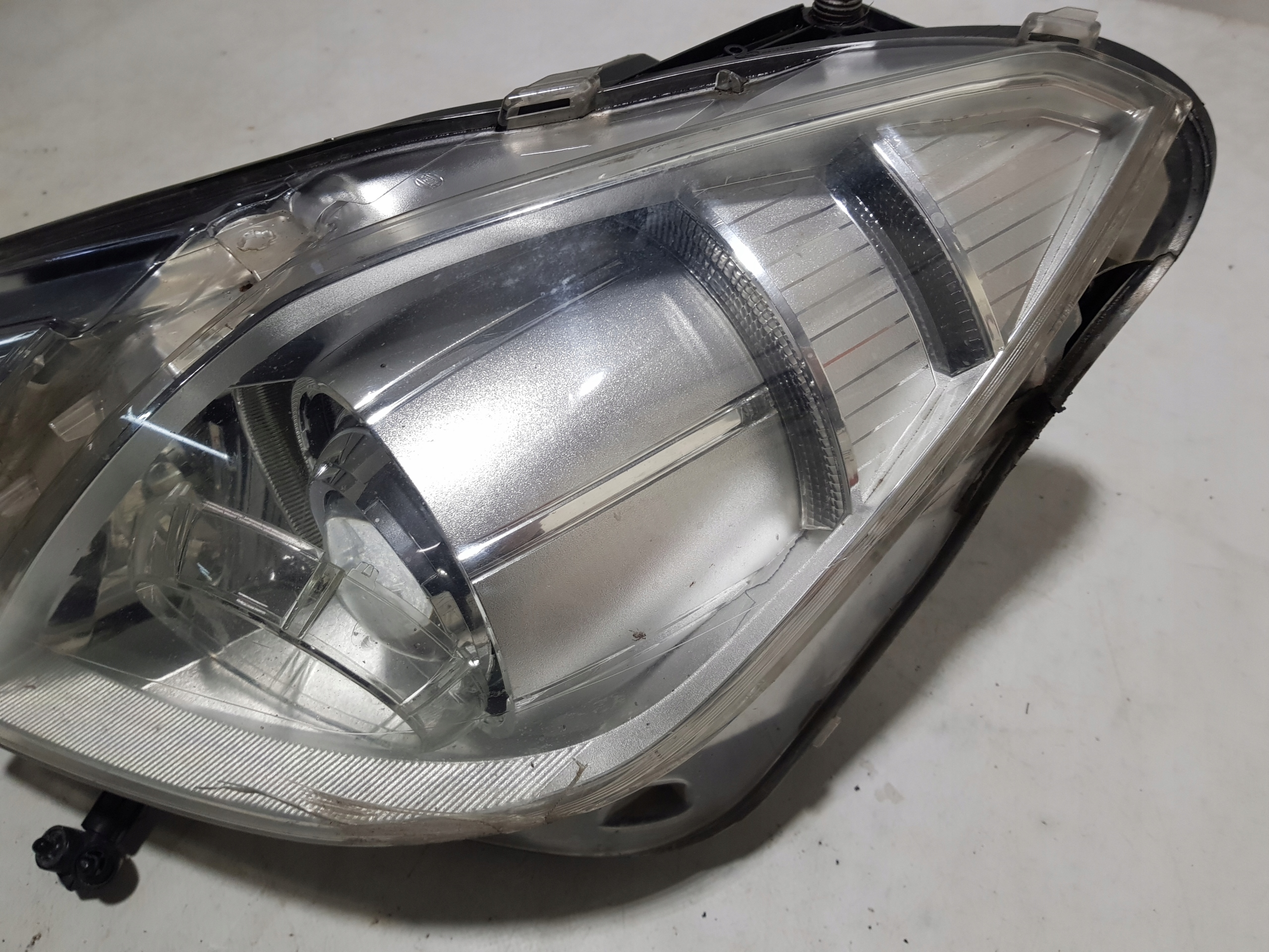light XENON BI-XENON left front MERCEDES W207 C207
