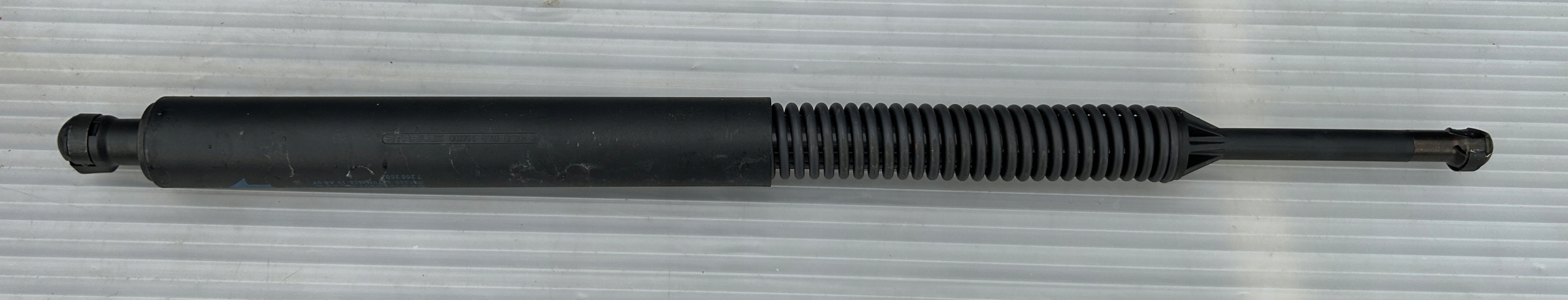 damper bonnet boot rear part right + left BMW 5 F11 PARA