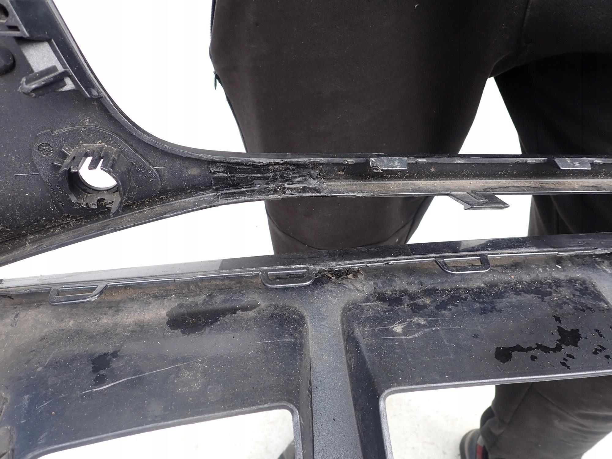 AUDI SQ5 and 8R LIFT 13-16 bumper front washer PDC