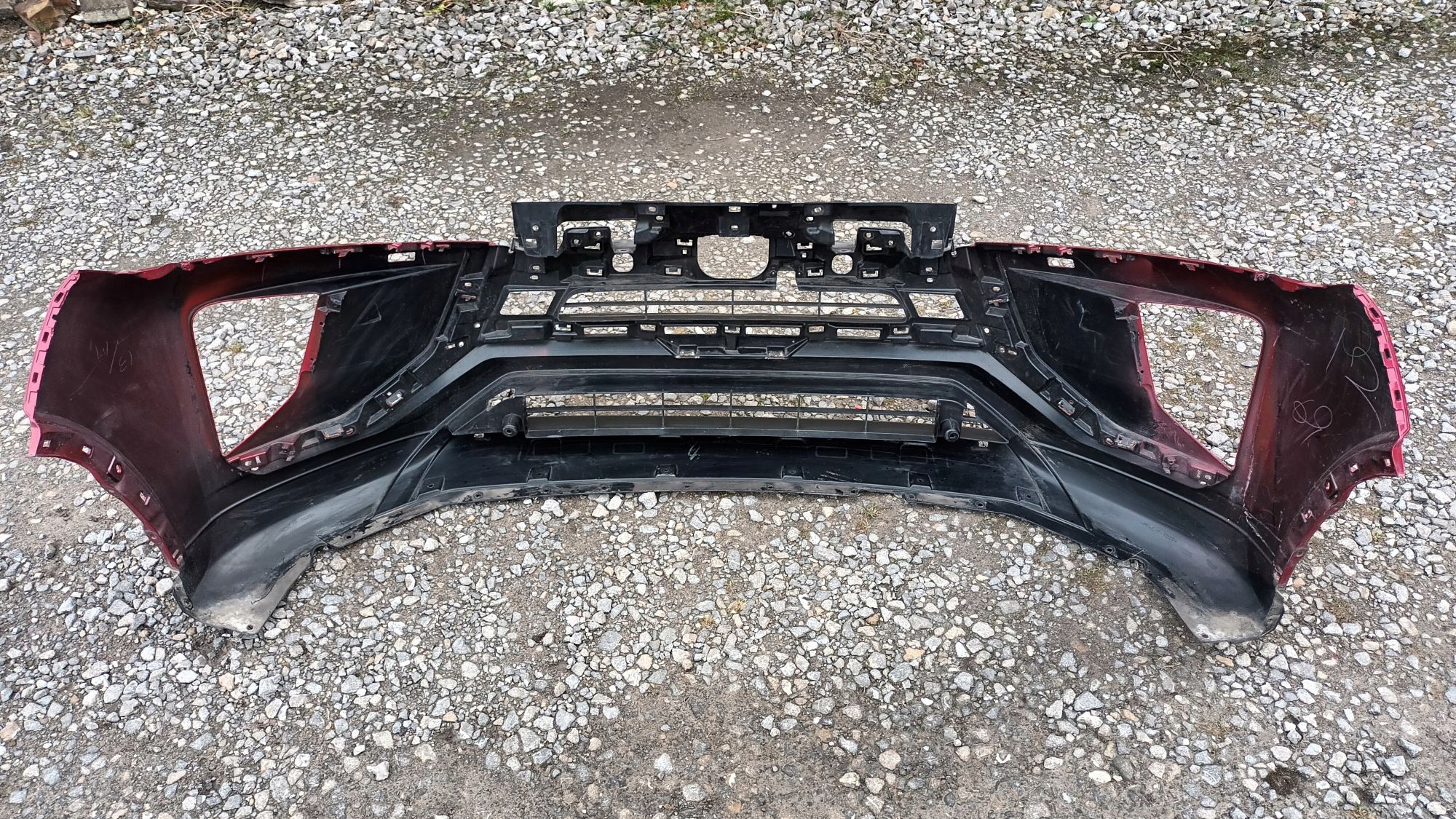 FRONTSTOSSSTANGE MITSUBISHI ECLIPSE CROSS 18R->